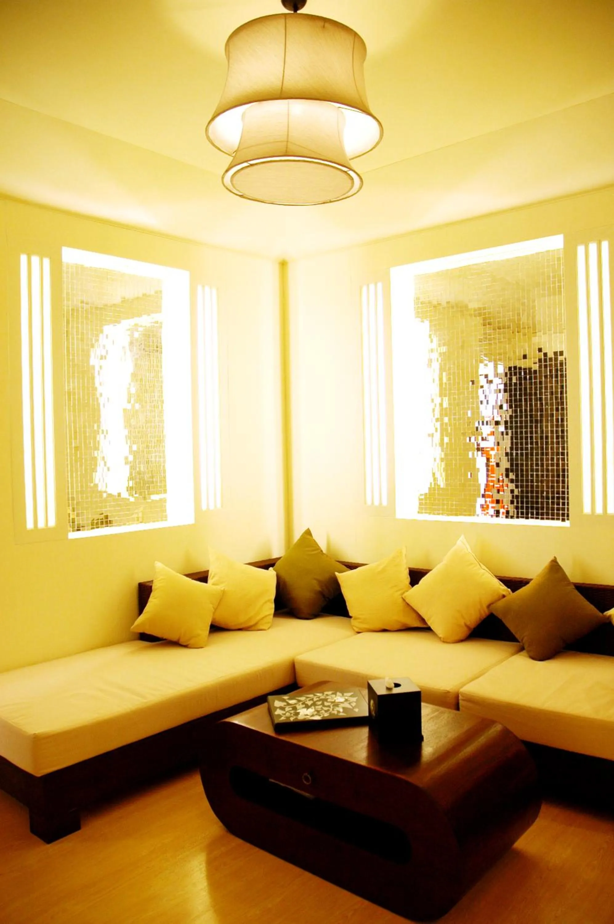 Seating area in Chiangmai Gate Hotel