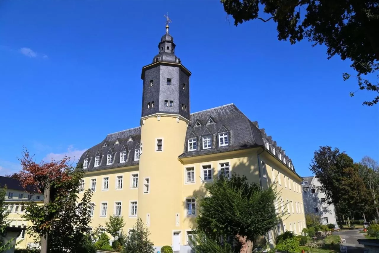 Property building in Schlosshotel Domäne Walberberg