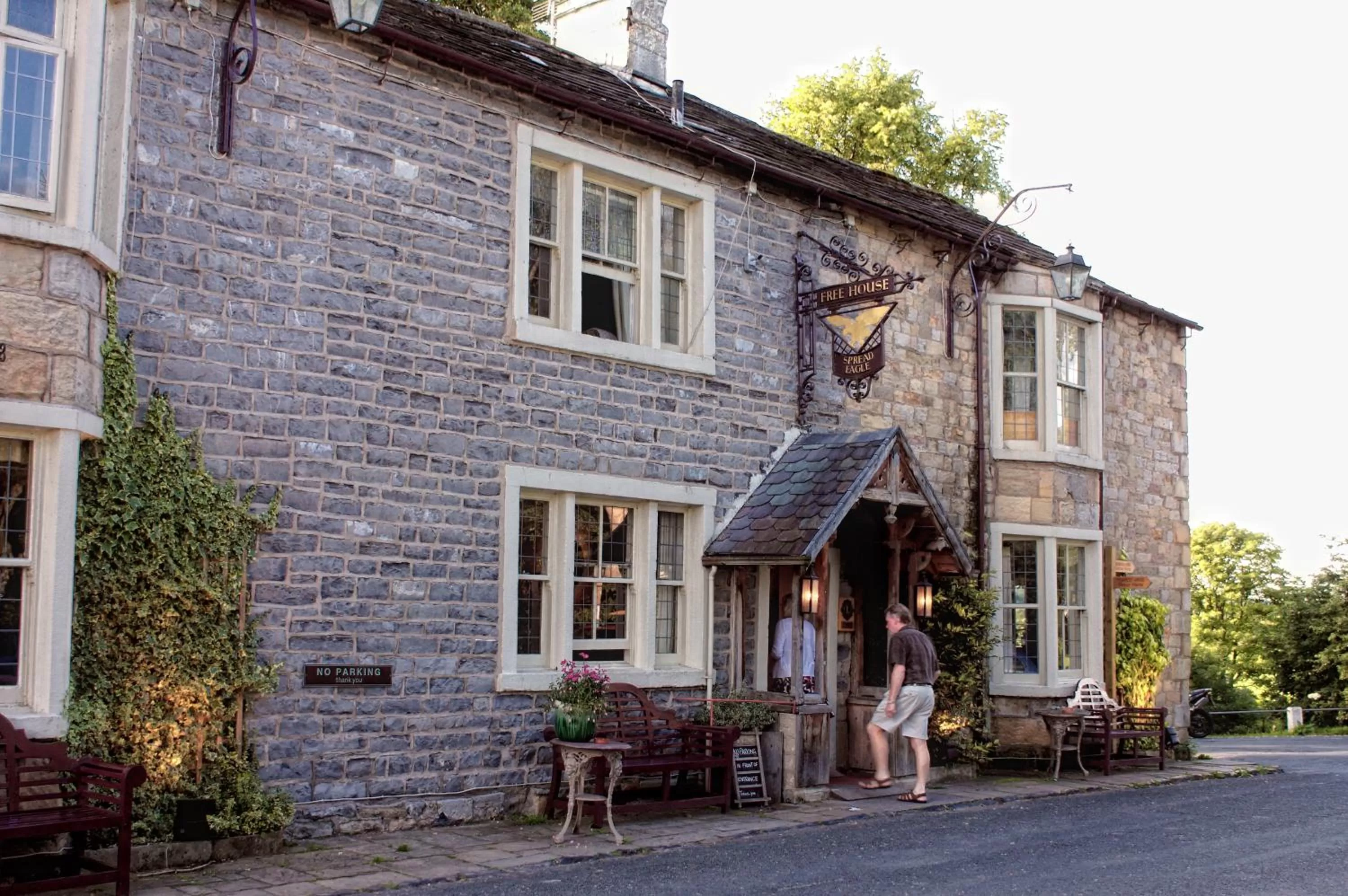 Facade/entrance in The Spread Eagle