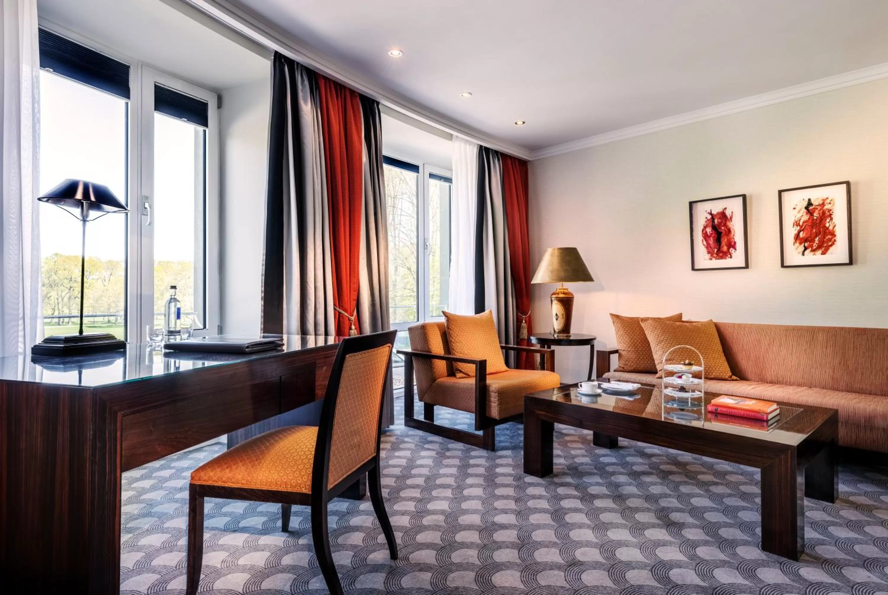 Living room in Parkhotel Bremen – ein Mitglied der Hommage Luxury Hotels Collection