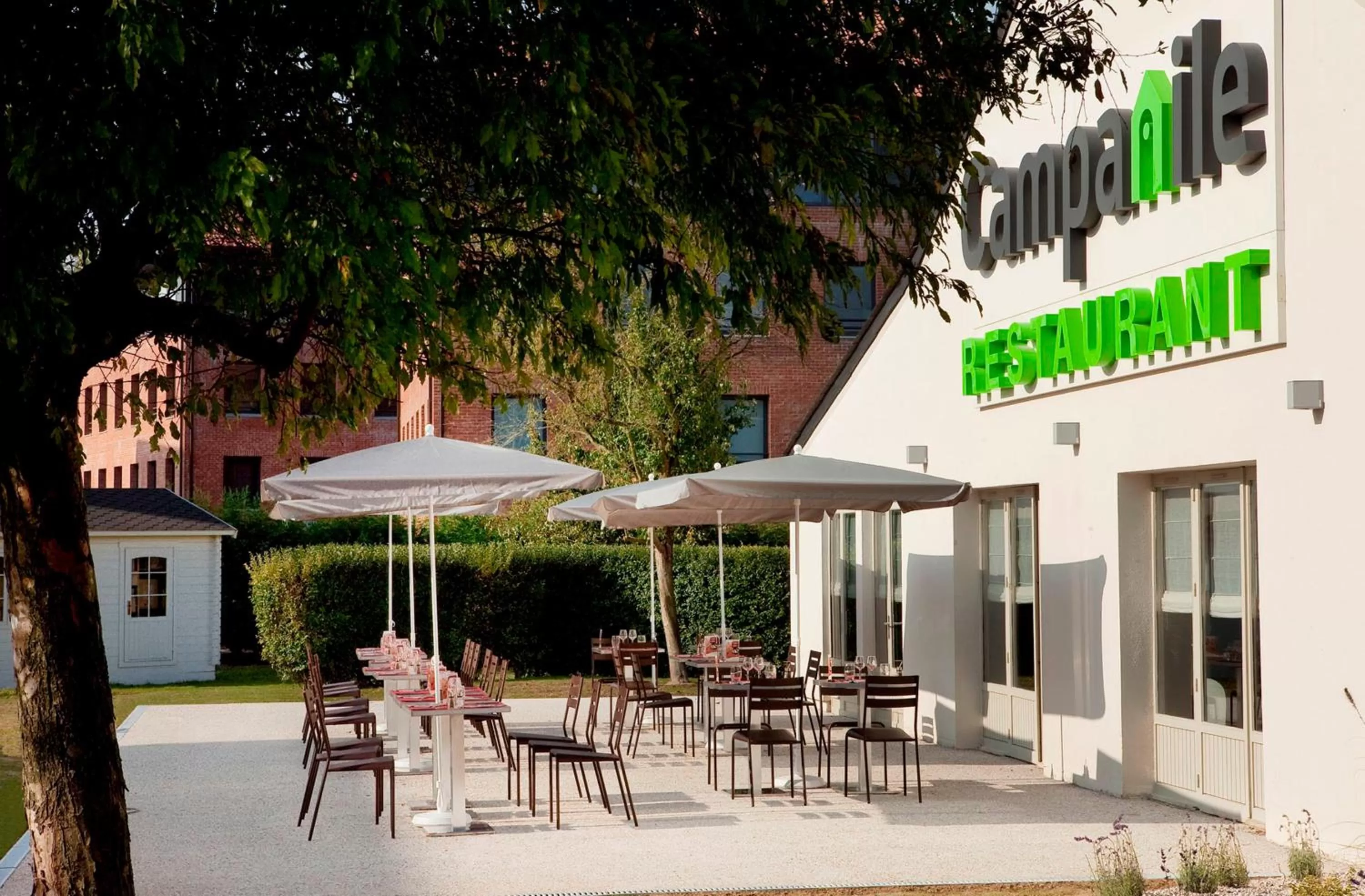 Balcony/Terrace in Campanile Lille Nord Wasquehal