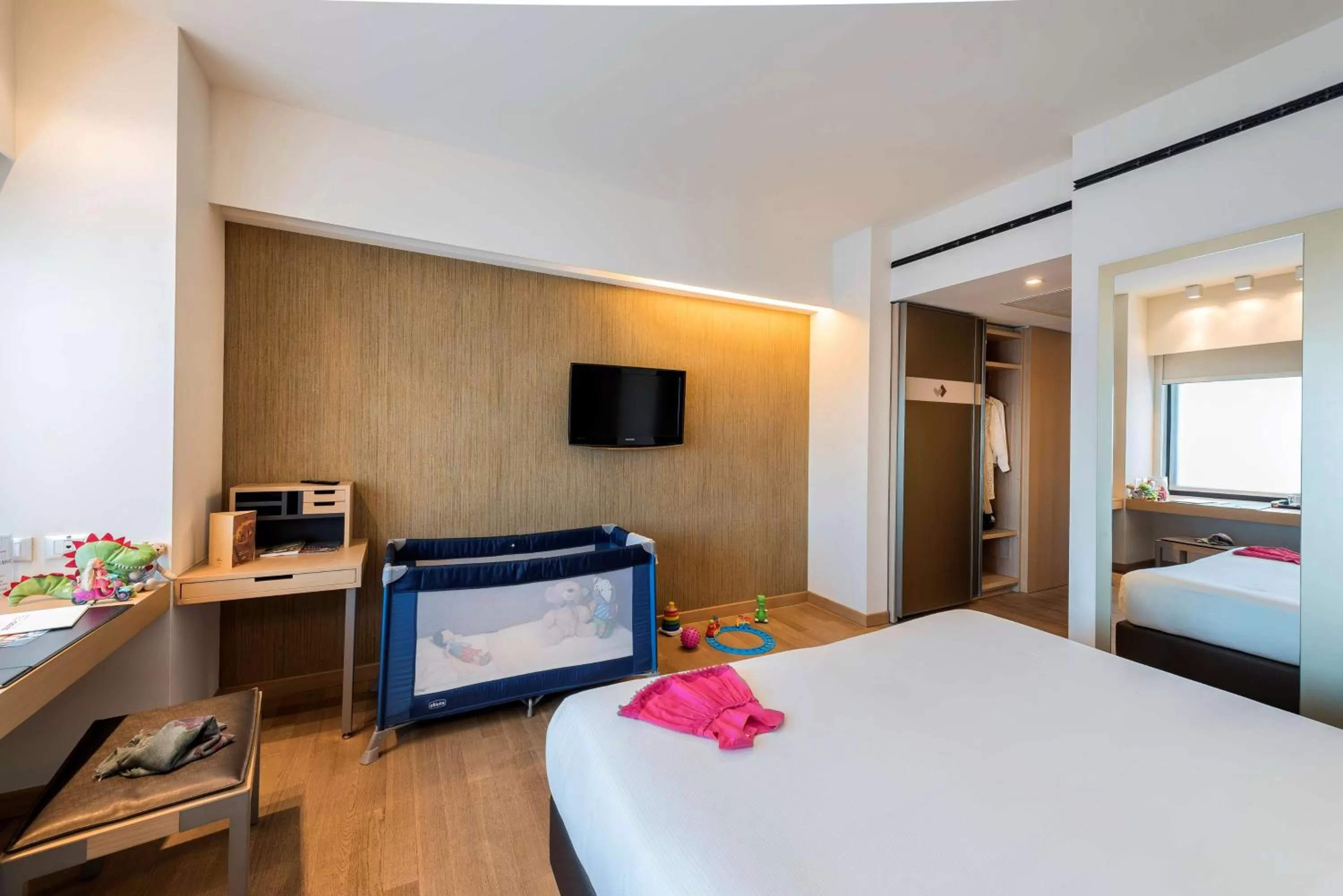 Photo of the whole room, Bed in Devero Hotel & Spa, BW Signature Collection