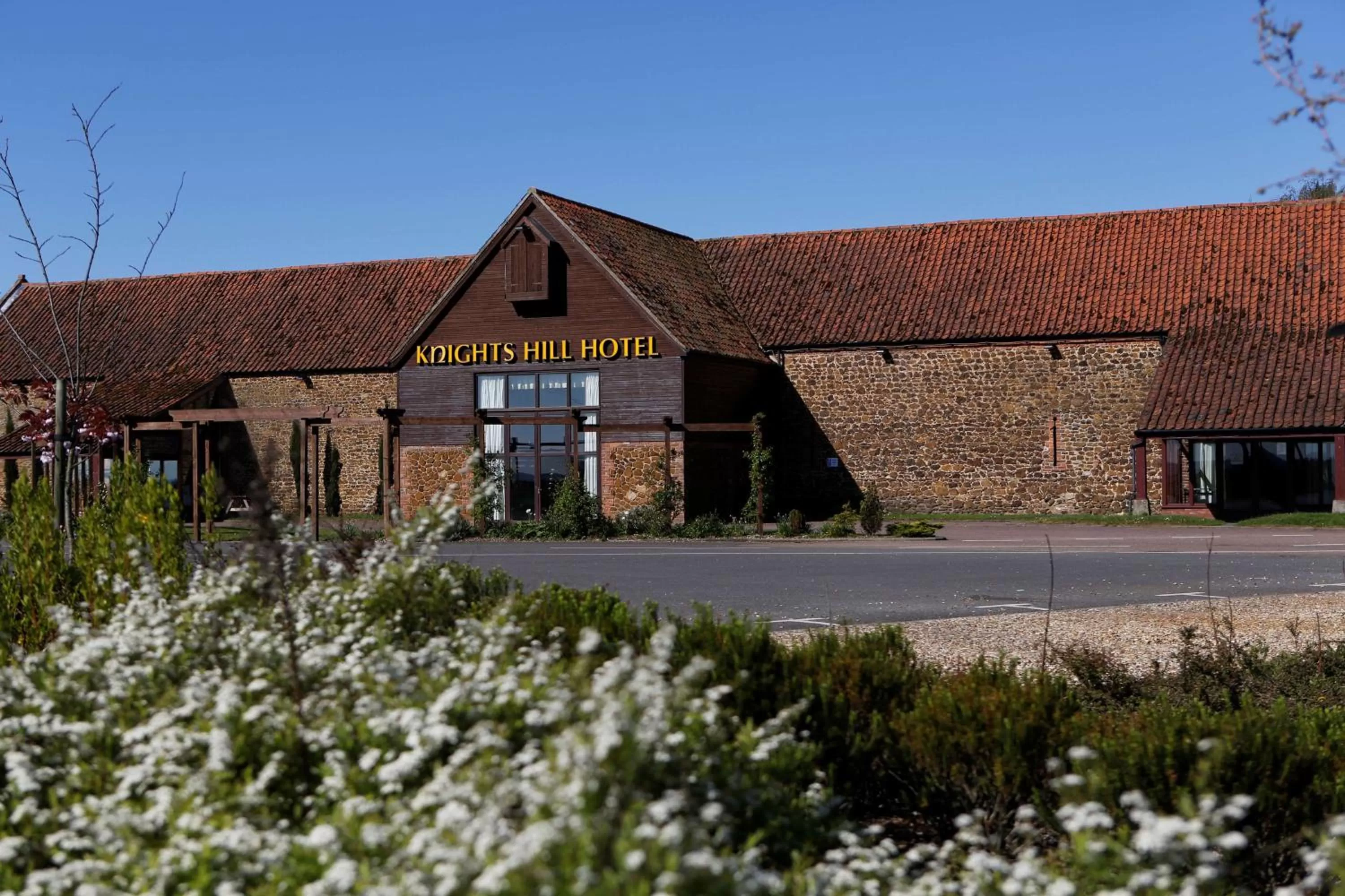 Property building in Knights Hill Hotel & Spa