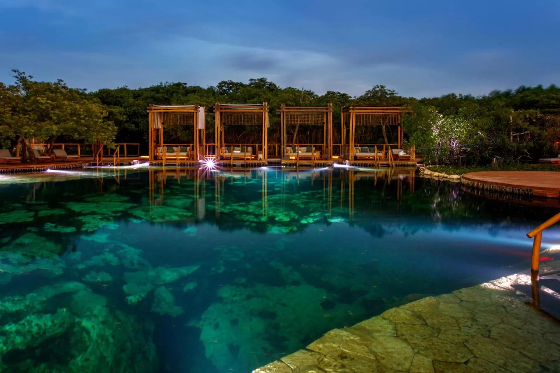 Swimming pool in Hotel Shibari - Restaurant & Cenote Club