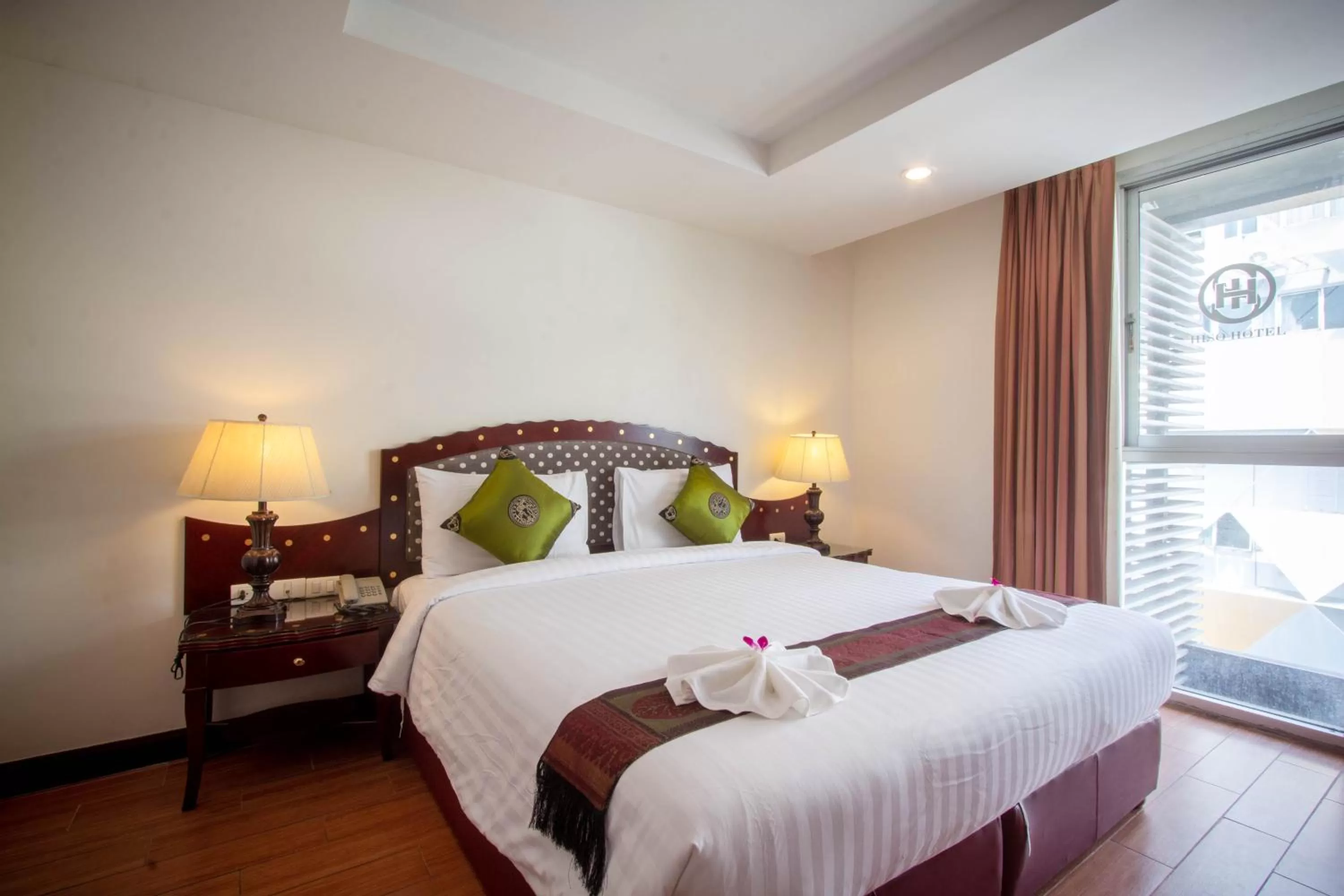 Bed in Nana Hiso Hotel