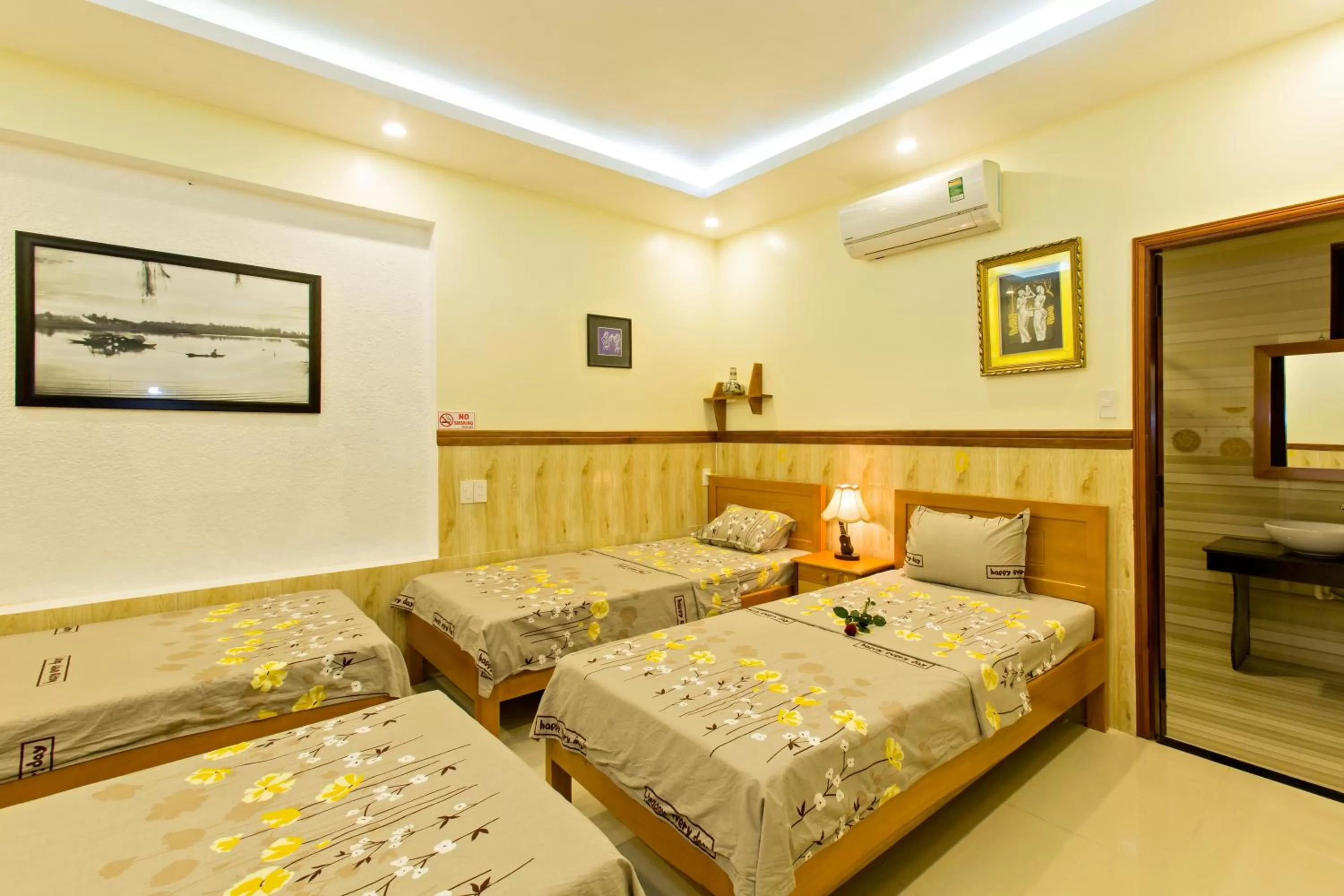 Decorative detail, Bed in Qua Cam Tim Homestay