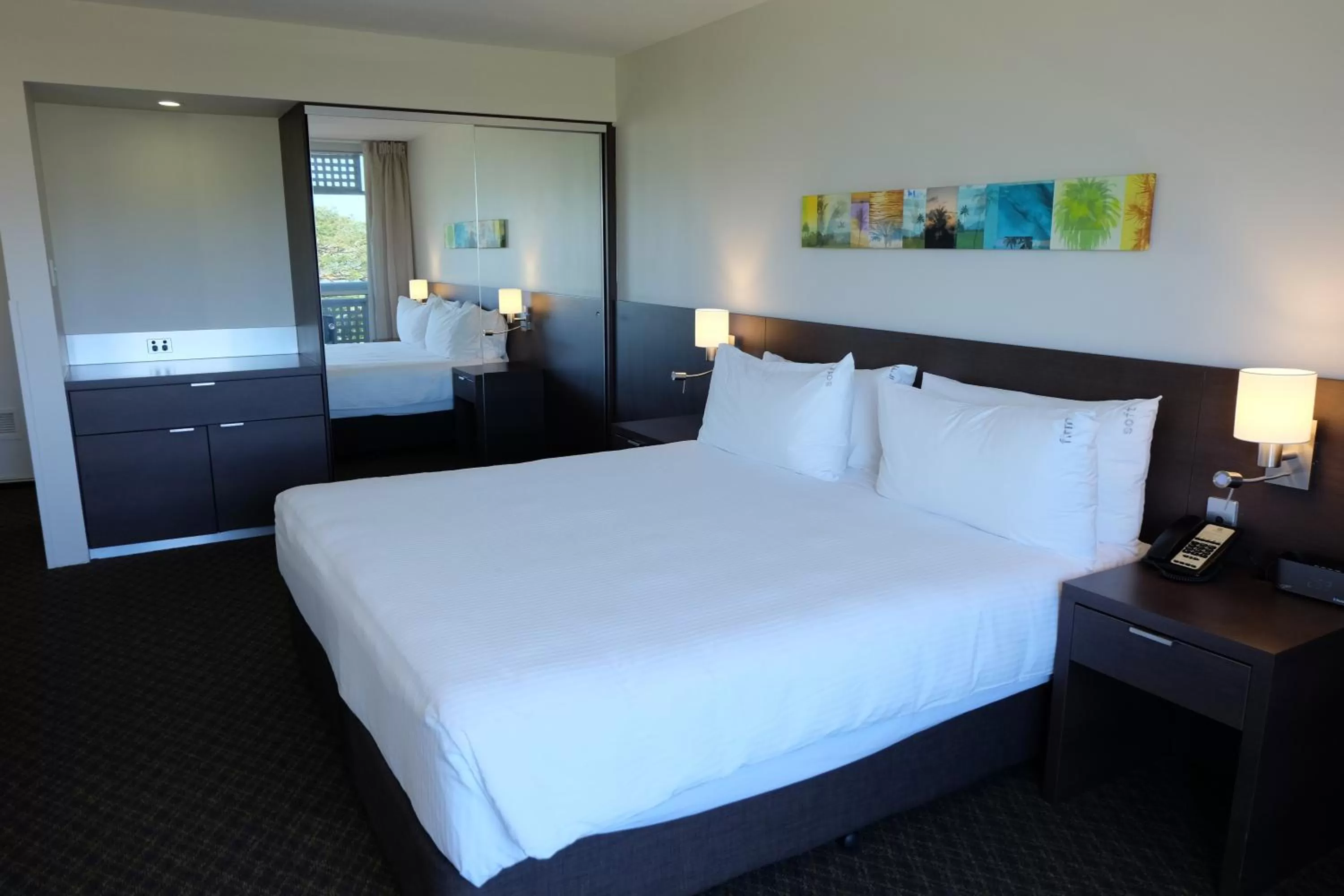 Standard King Room - Accessible in Cairns Harbourside Hotel