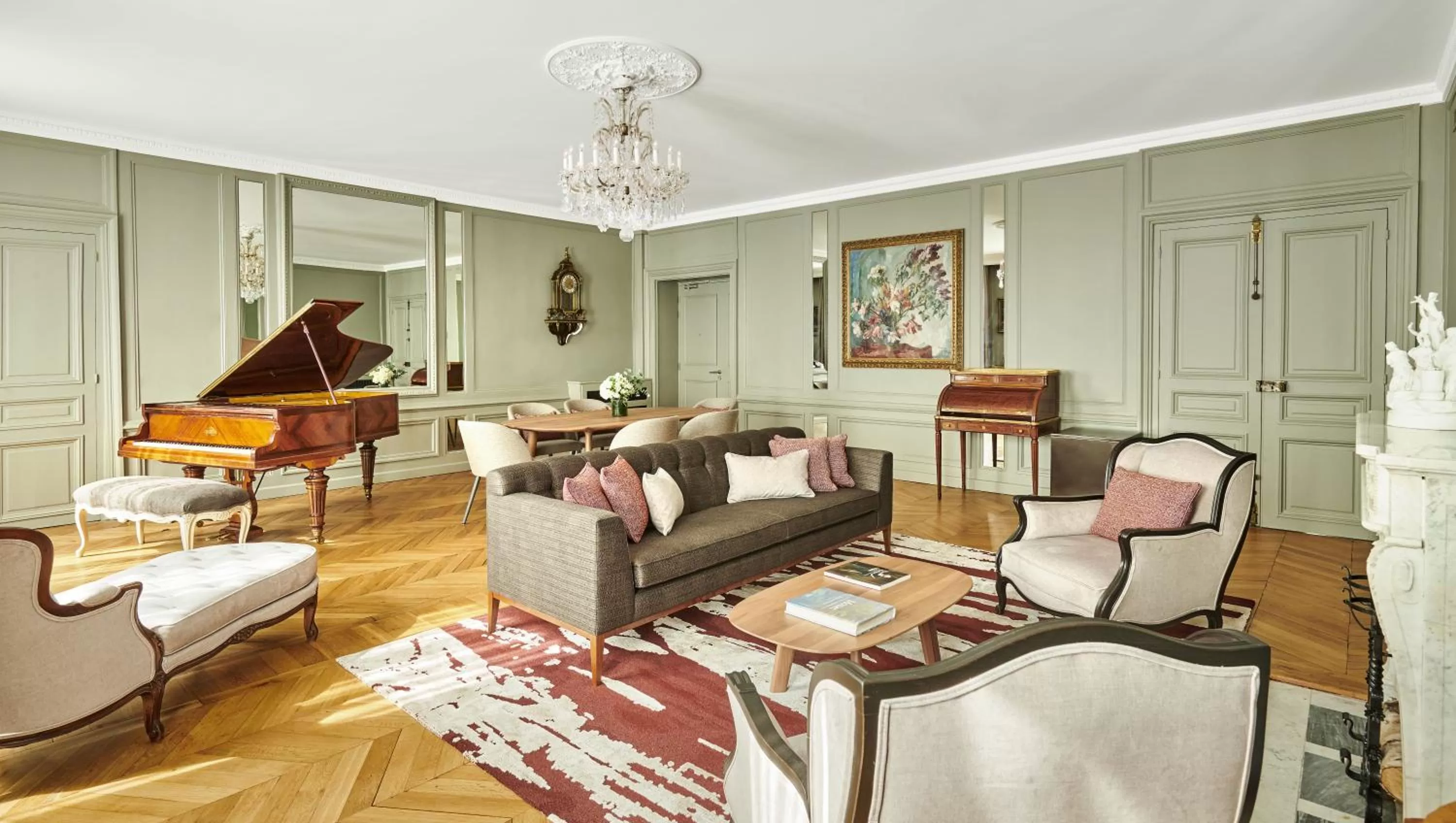 Living room, Seating Area in Hôtel Lancaster Paris Champs-Elysées