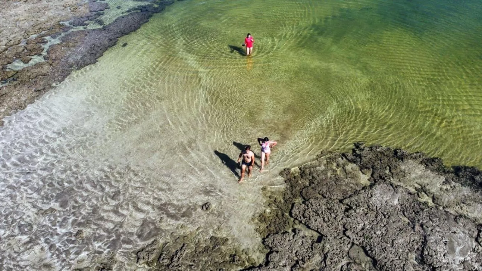 Day in Chalé Palhano Beach