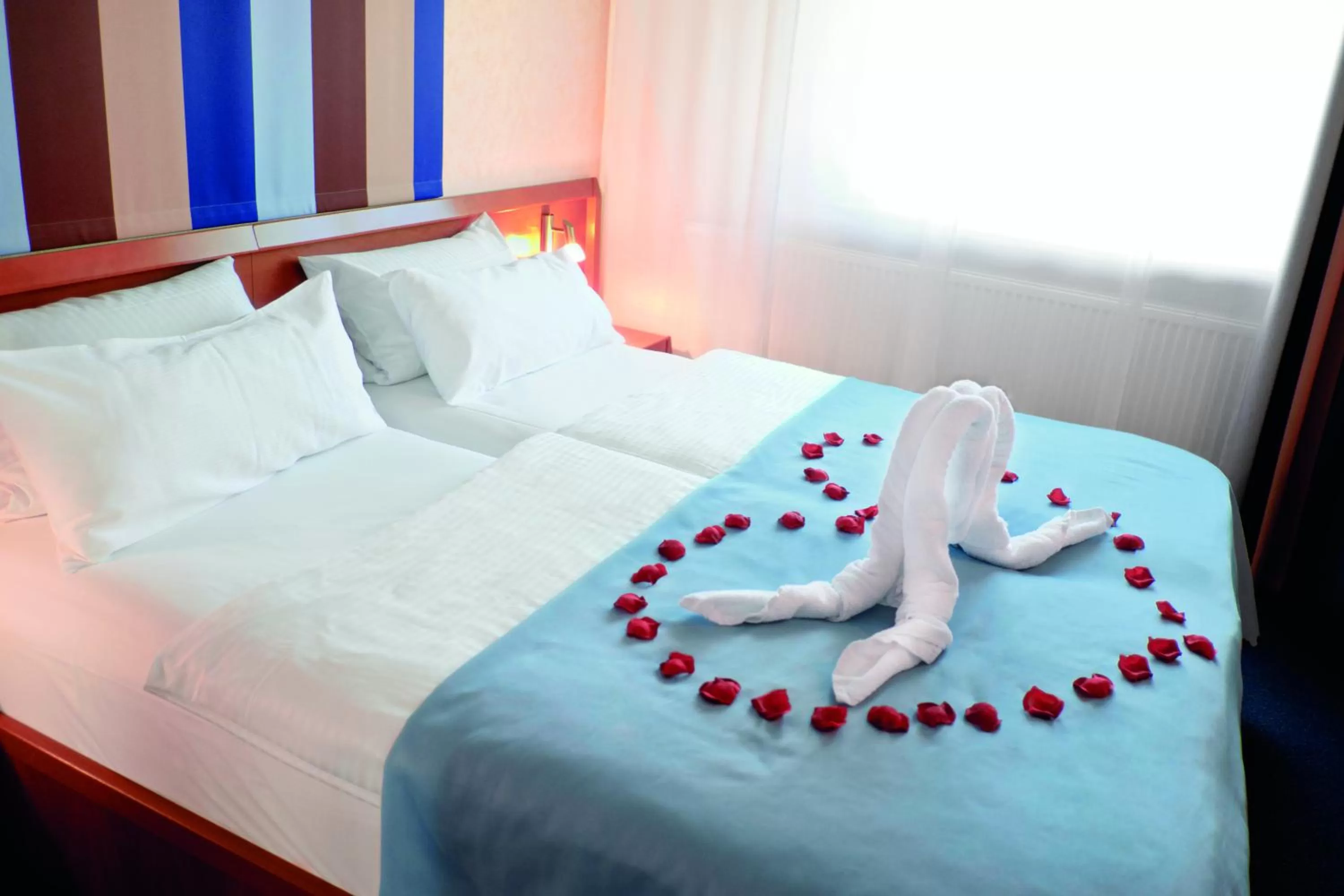 Decorative detail, Bed in Hotel Elysee