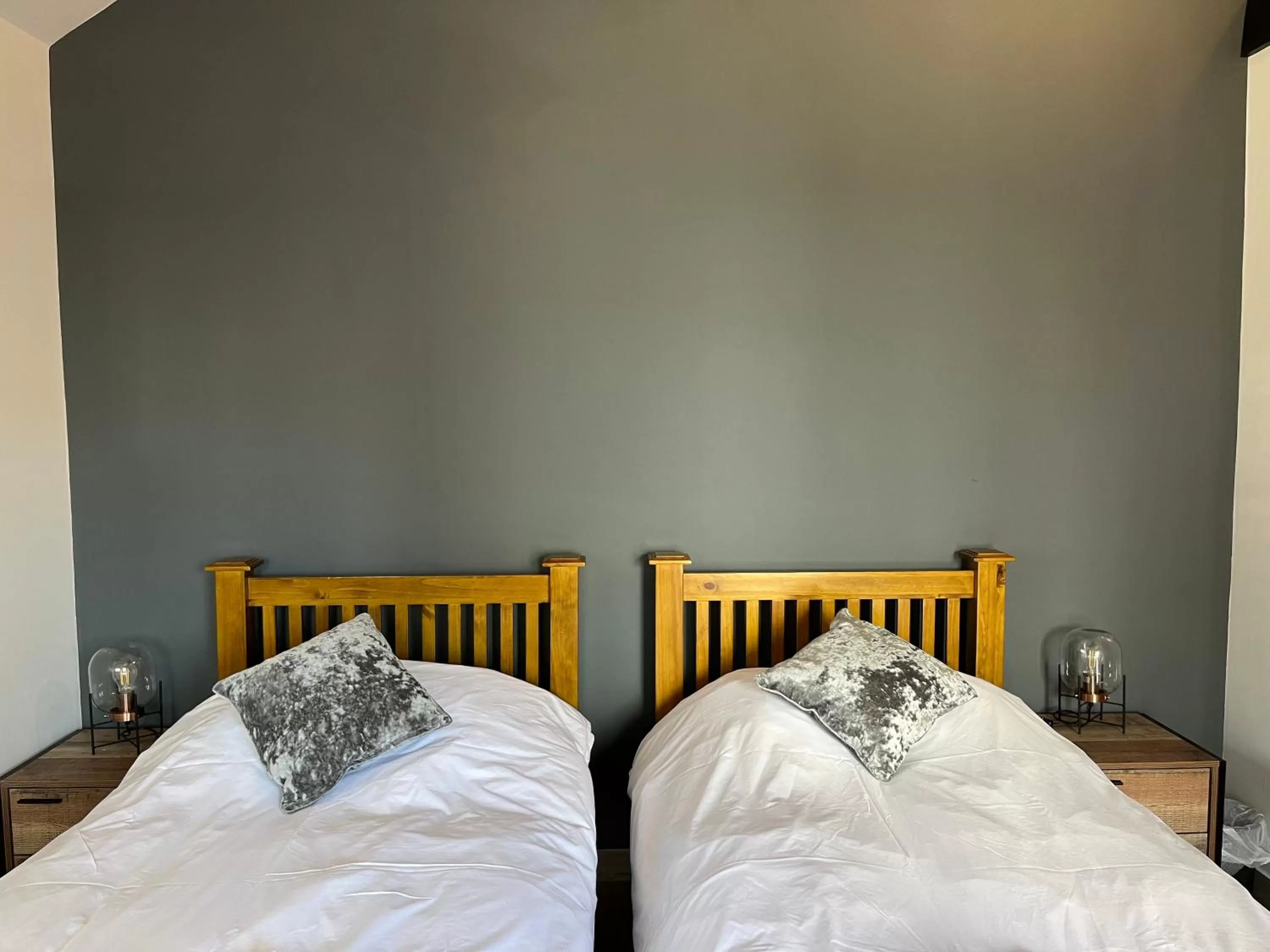 Other, Bed in The Lydden Bell