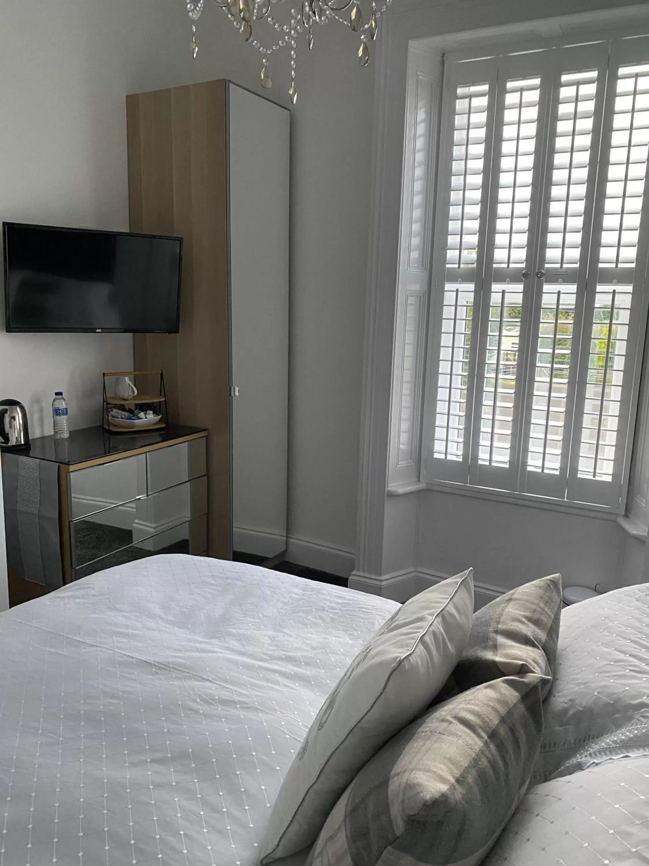 Bedroom, Bed in Ugthorpe Lodge Hotel