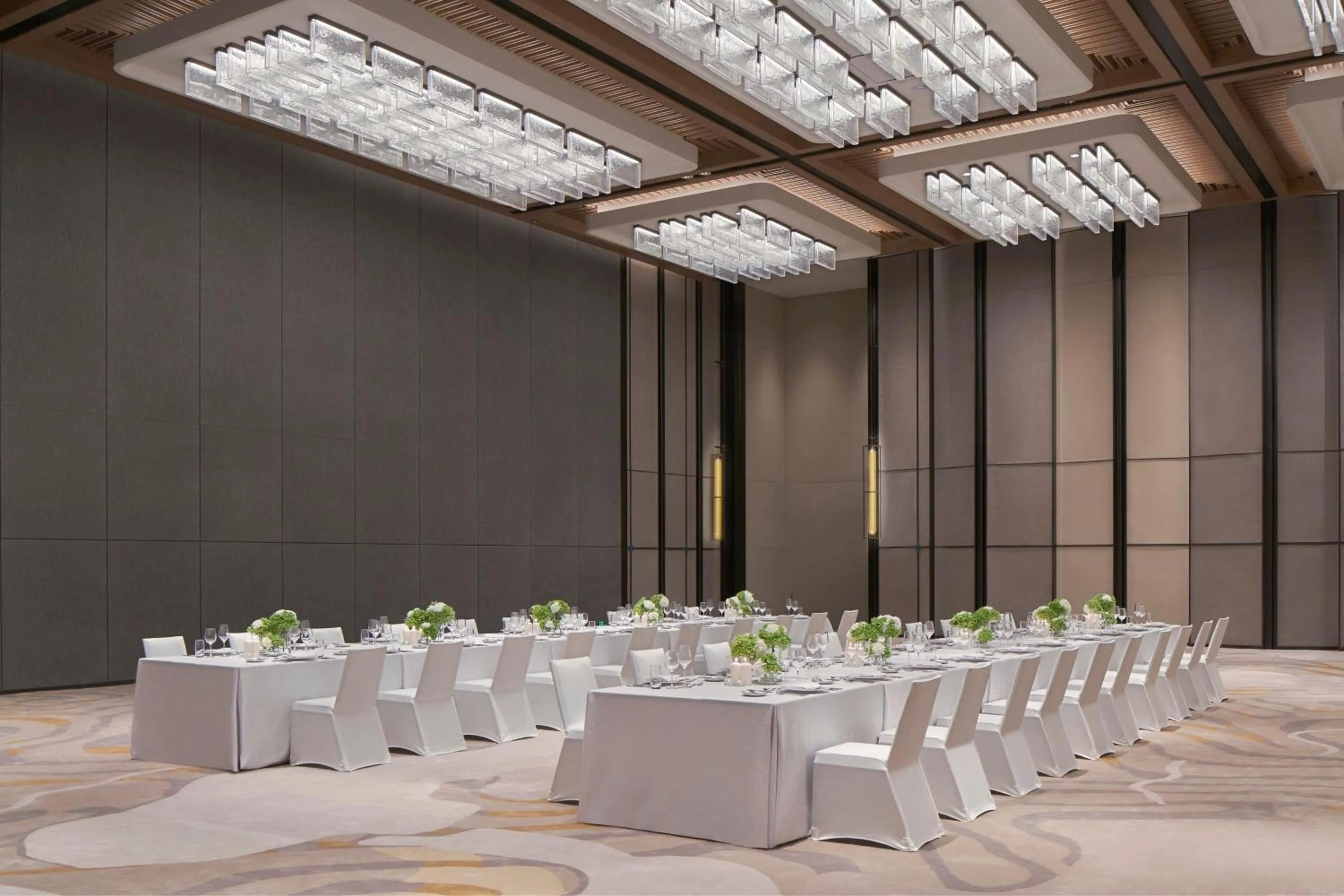 Meeting/conference room in Tianjin Marriott Hotel National Convention and Exhibition Center