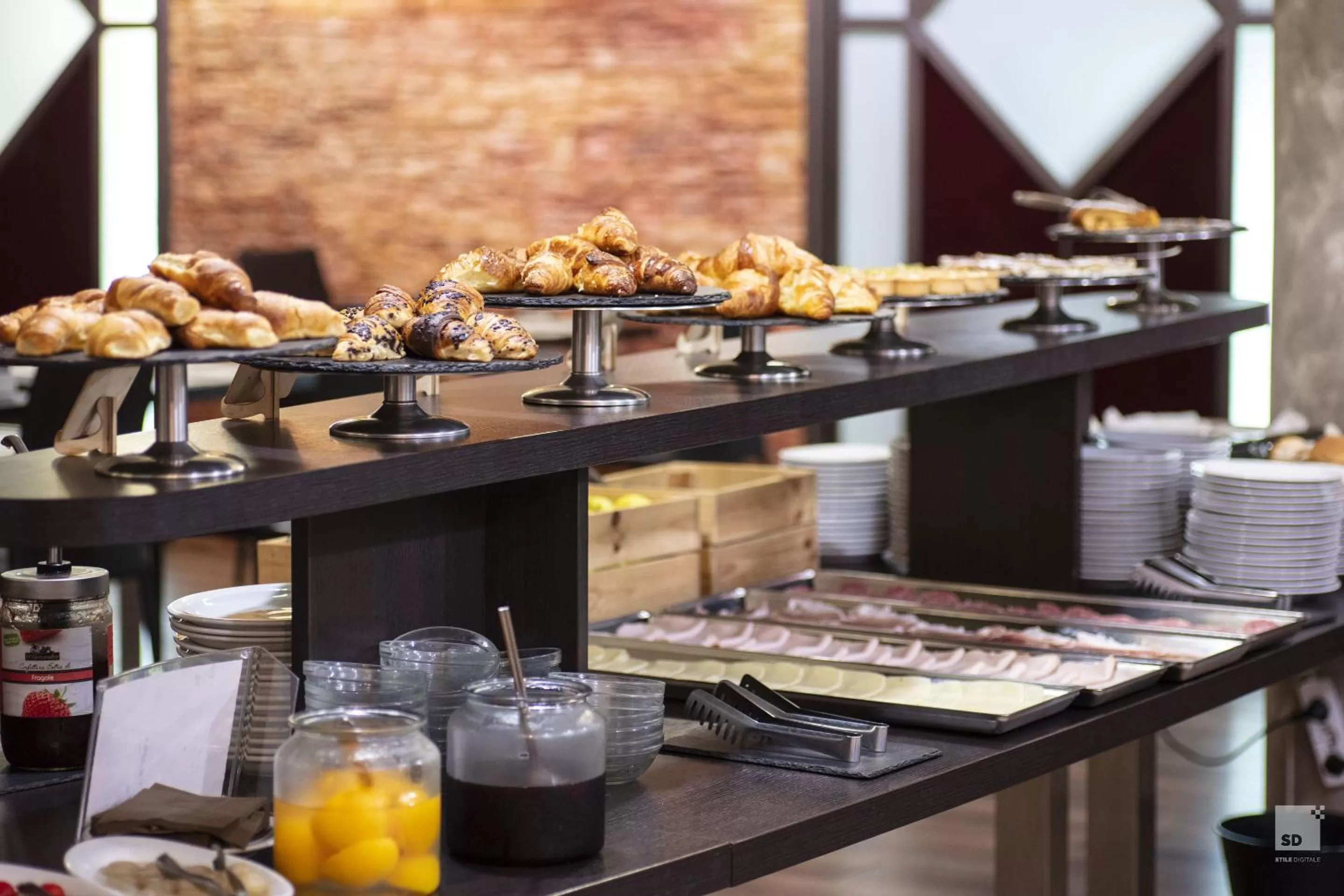 Food and drinks in Hotel Diplomatic