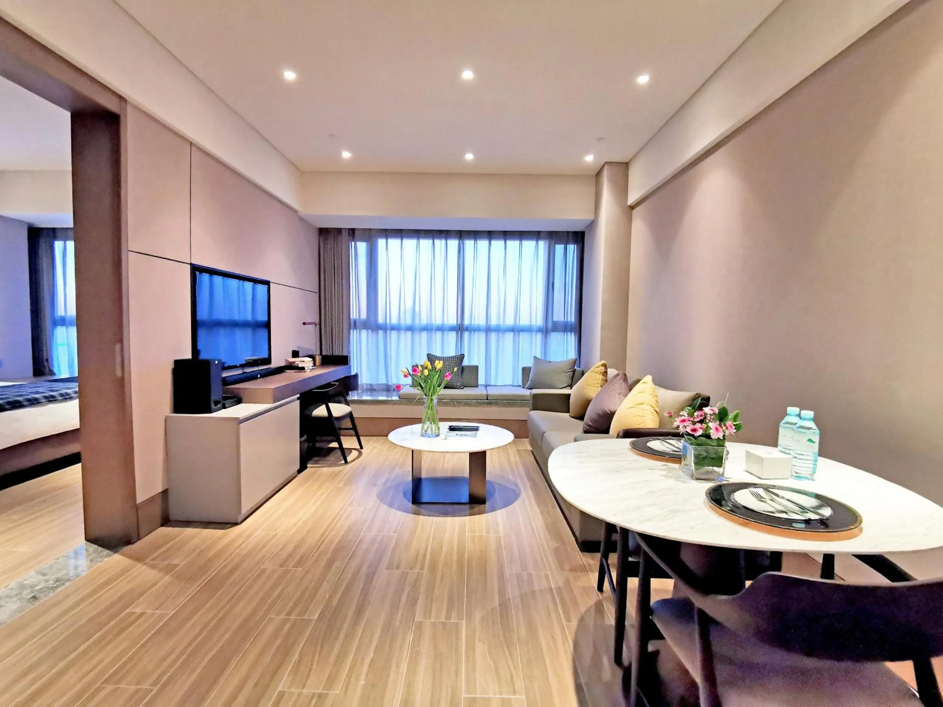 TV and multimedia in Somerset Zhongmao Changchun