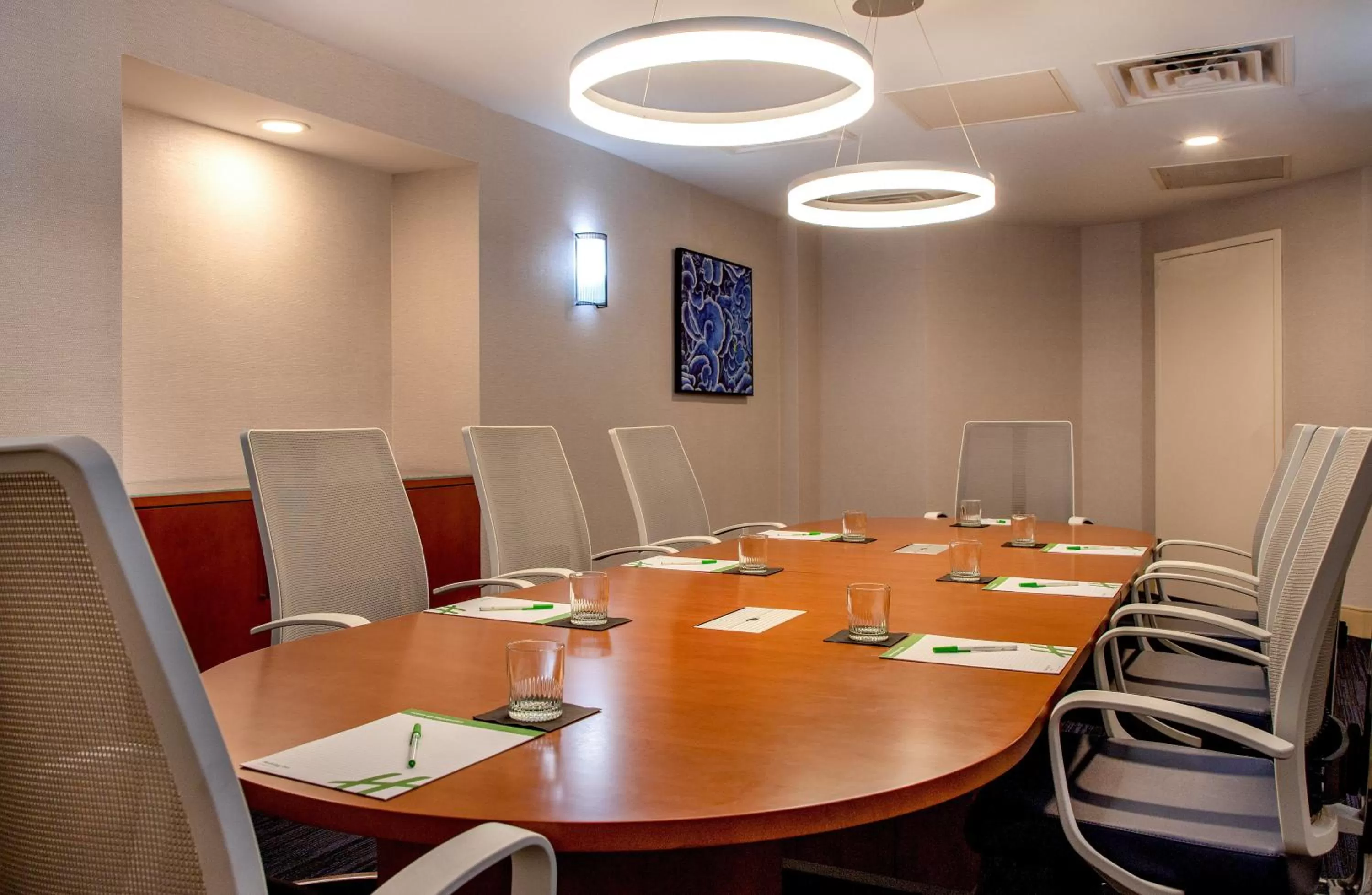 Meeting/conference room in Holiday Inn Newport News - Hampton by IHG