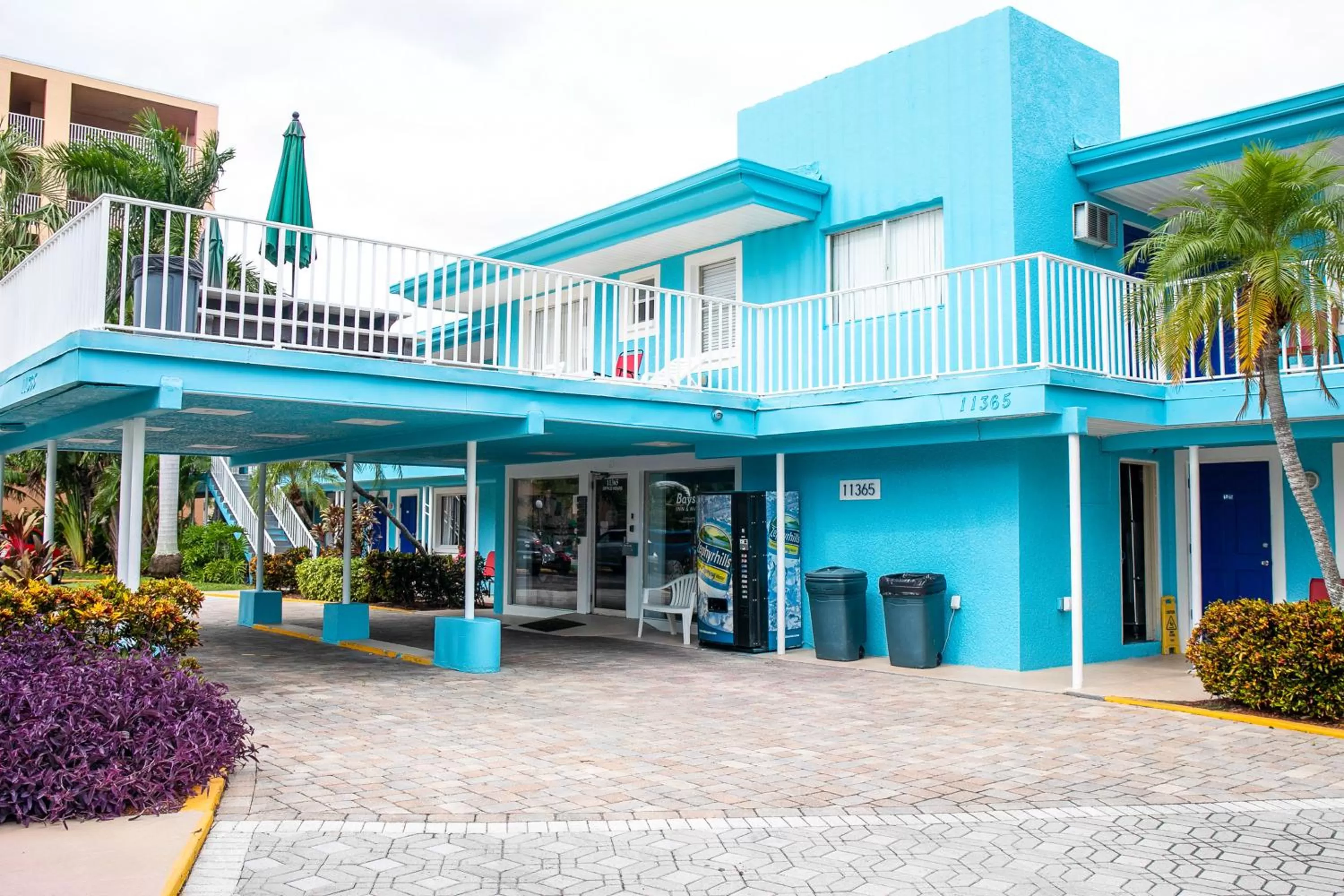 Property building in Bayside Inn and Marina