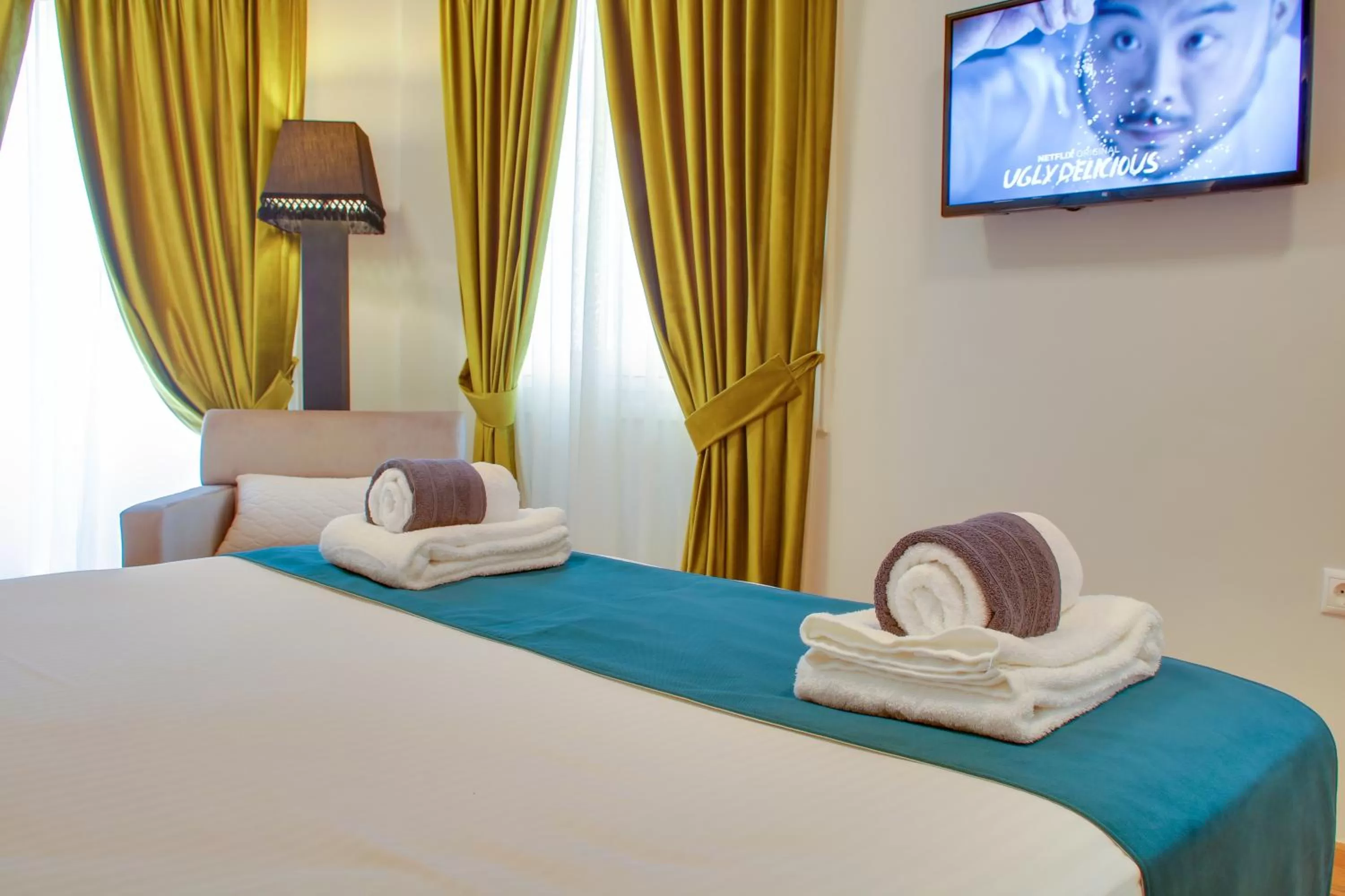 TV and multimedia, Bed in AthINN Residence