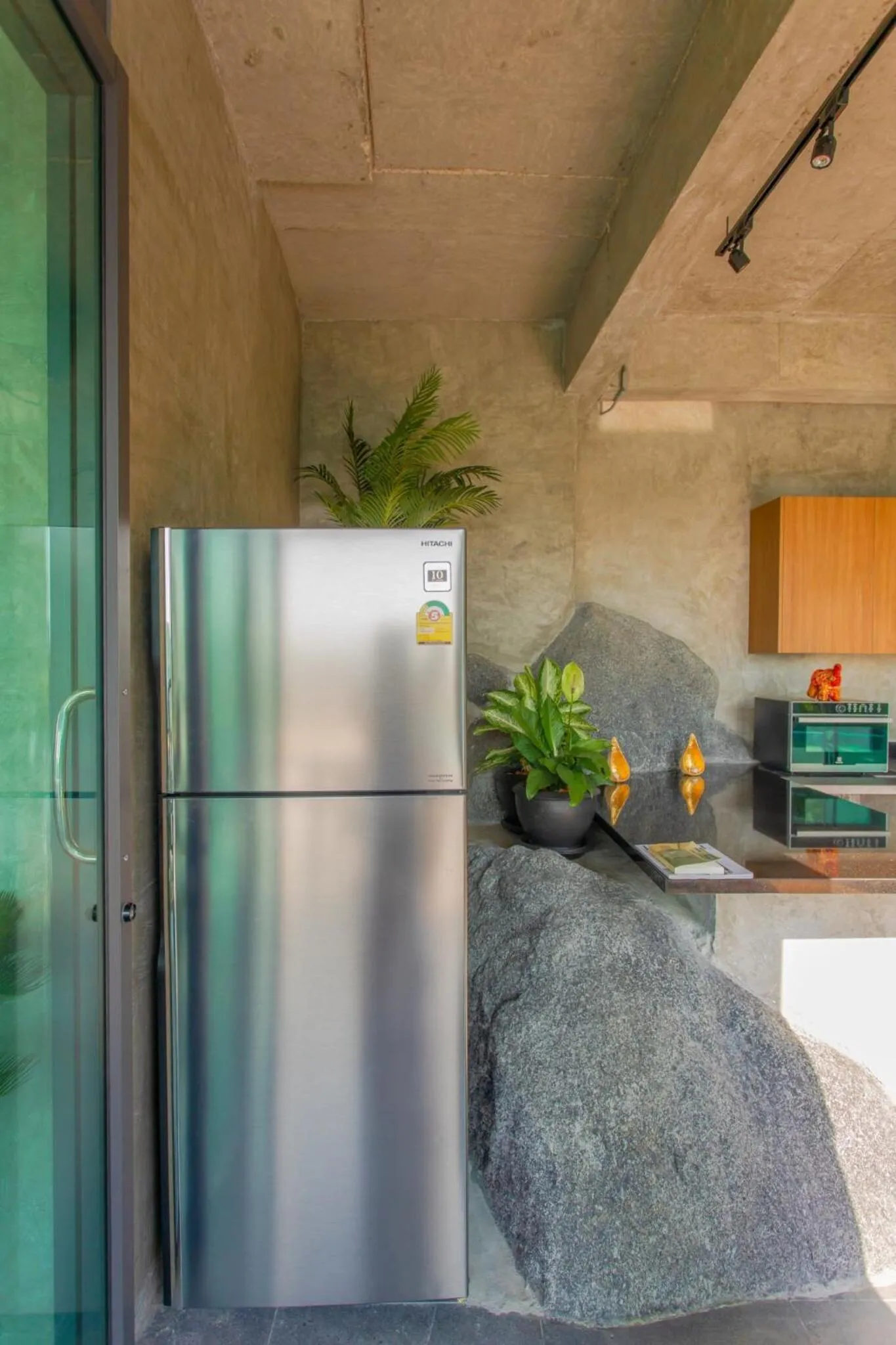 Kitchen or kitchenette in Baan Saint-Tropez Seaview Villas Kata Beach