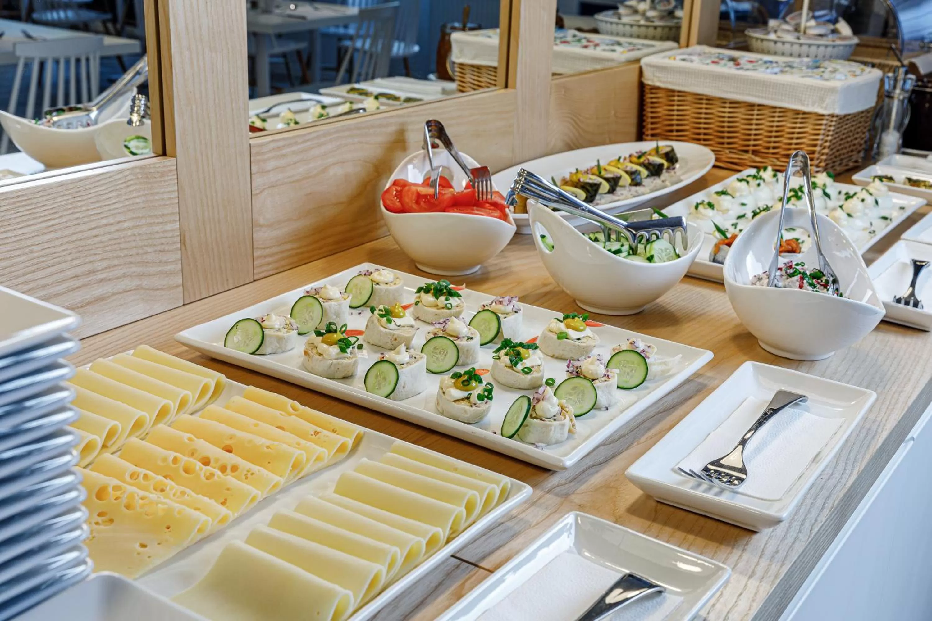 Restaurant/places to eat in AQUA HOUSE