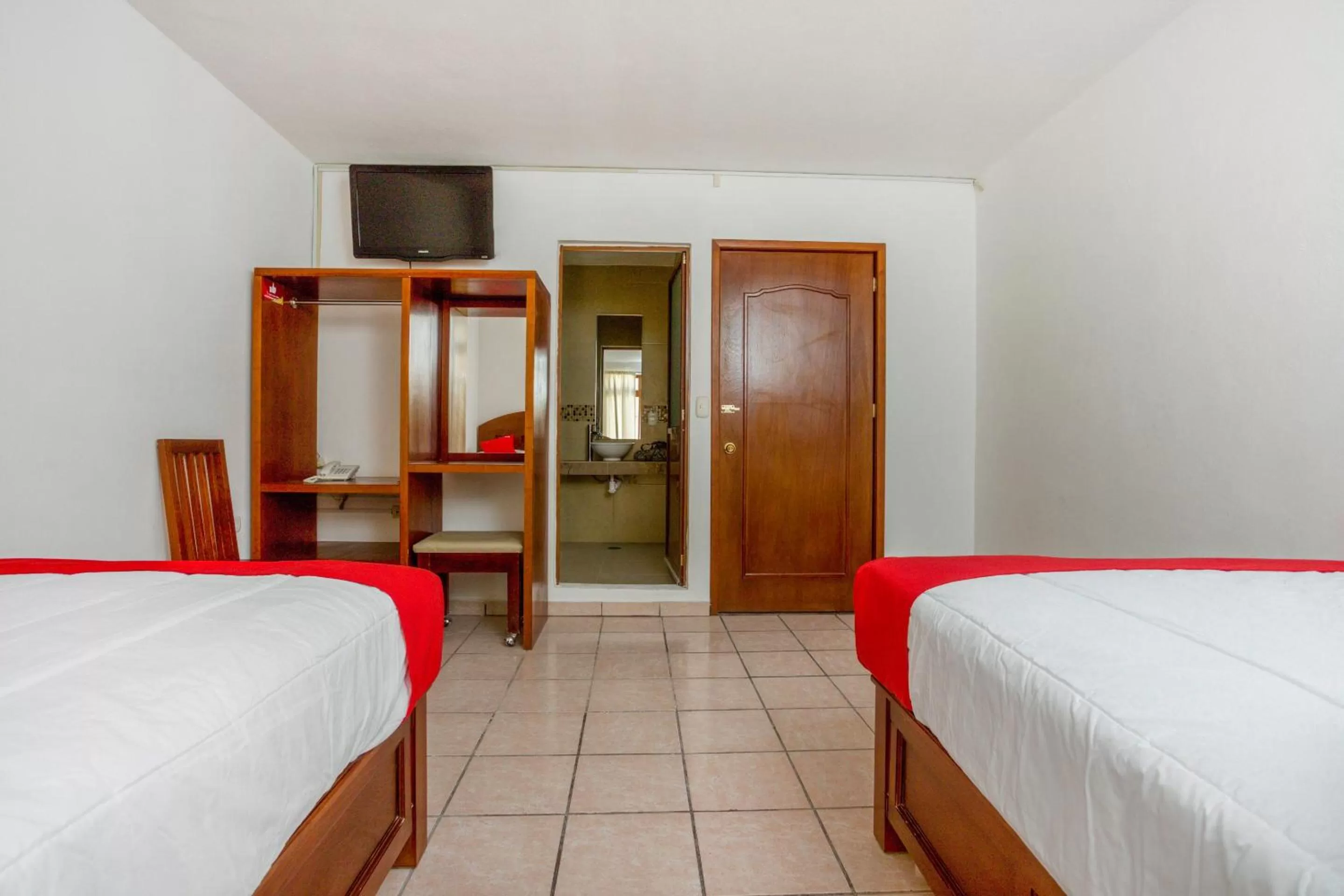 Bedroom in OYO Hotel Montes, Atlixco Puebla