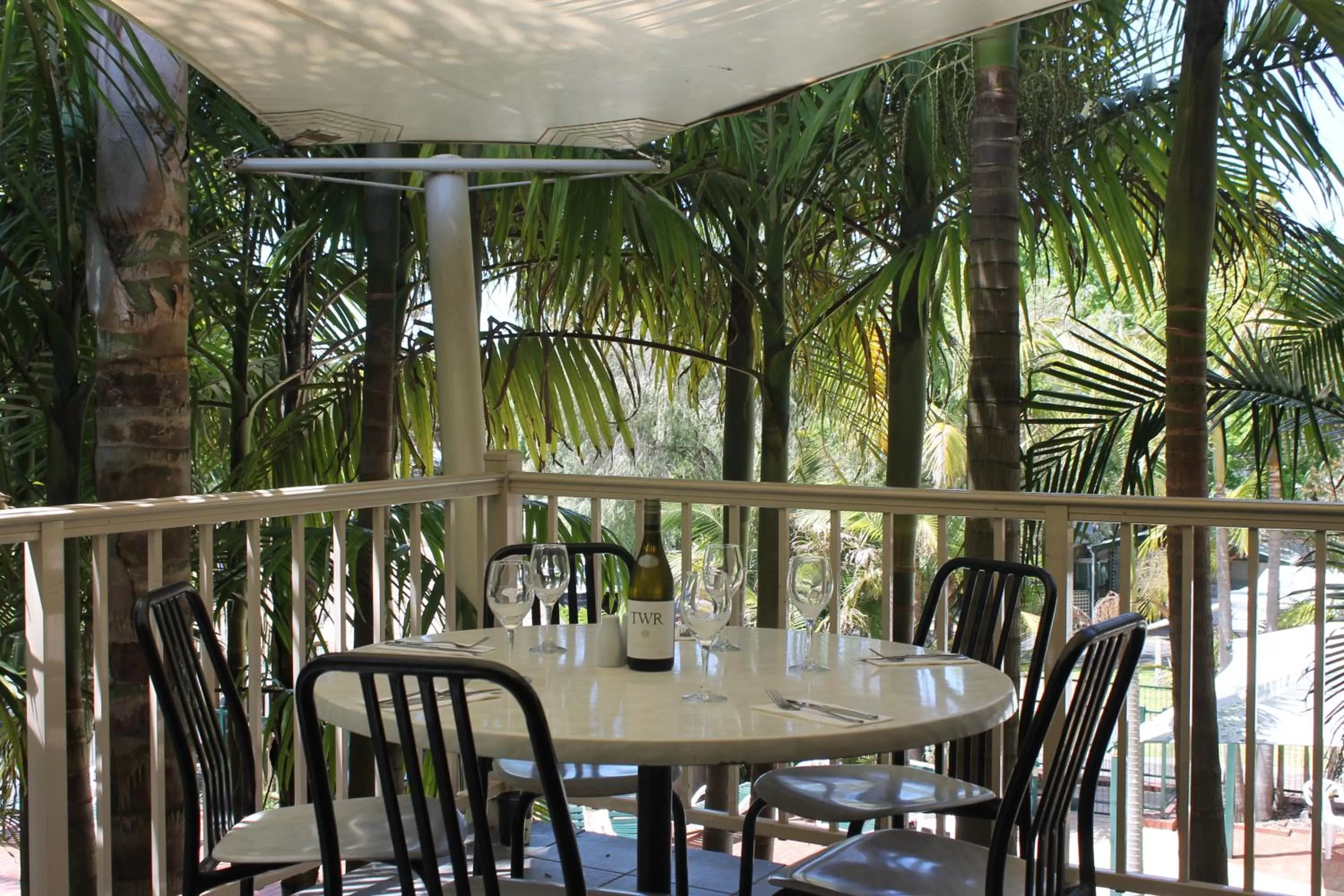 Restaurant/places to eat in Kaloha Holiday Resort Phillip Island