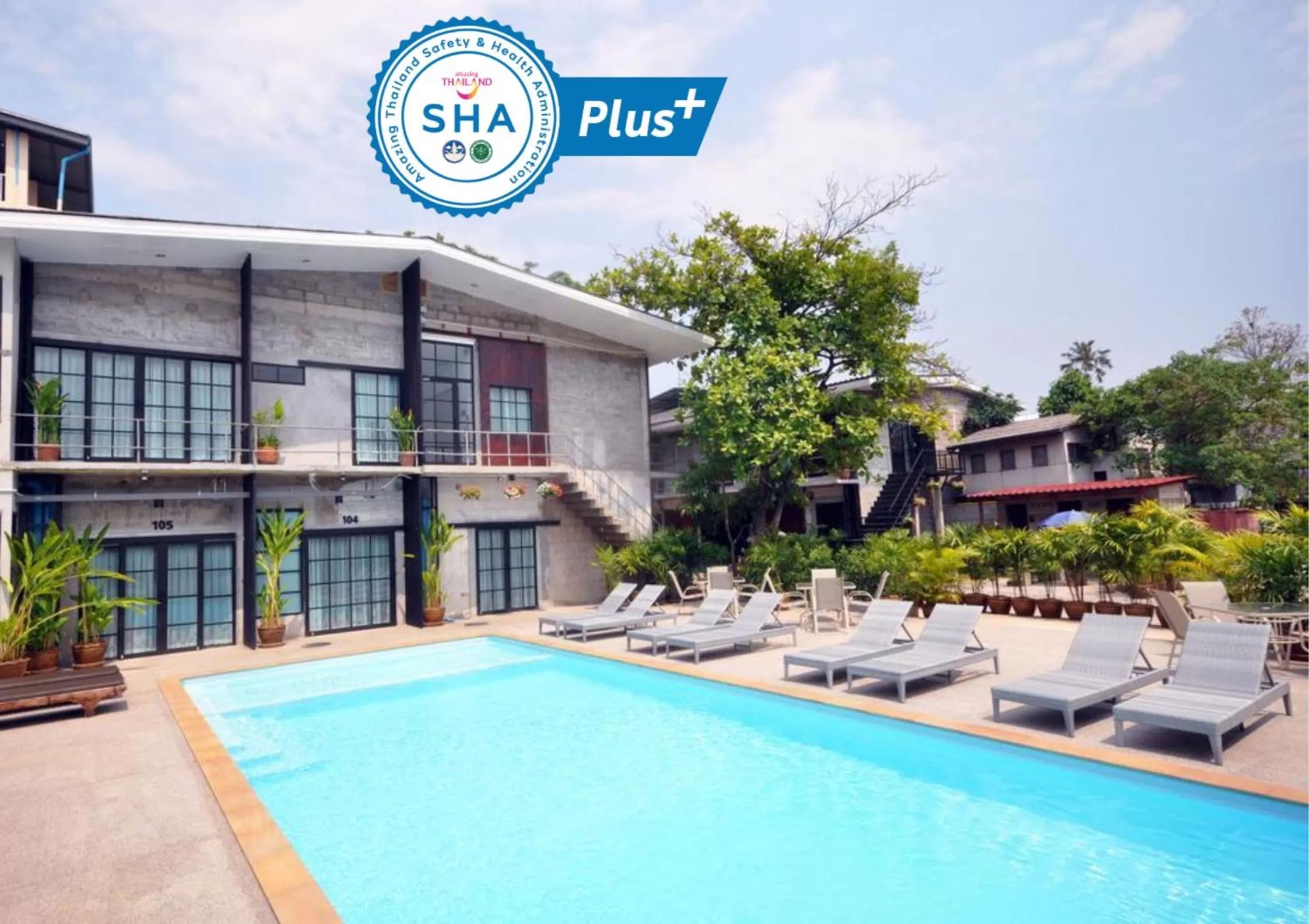 Swimming pool in The Warehouse Chiang Mai