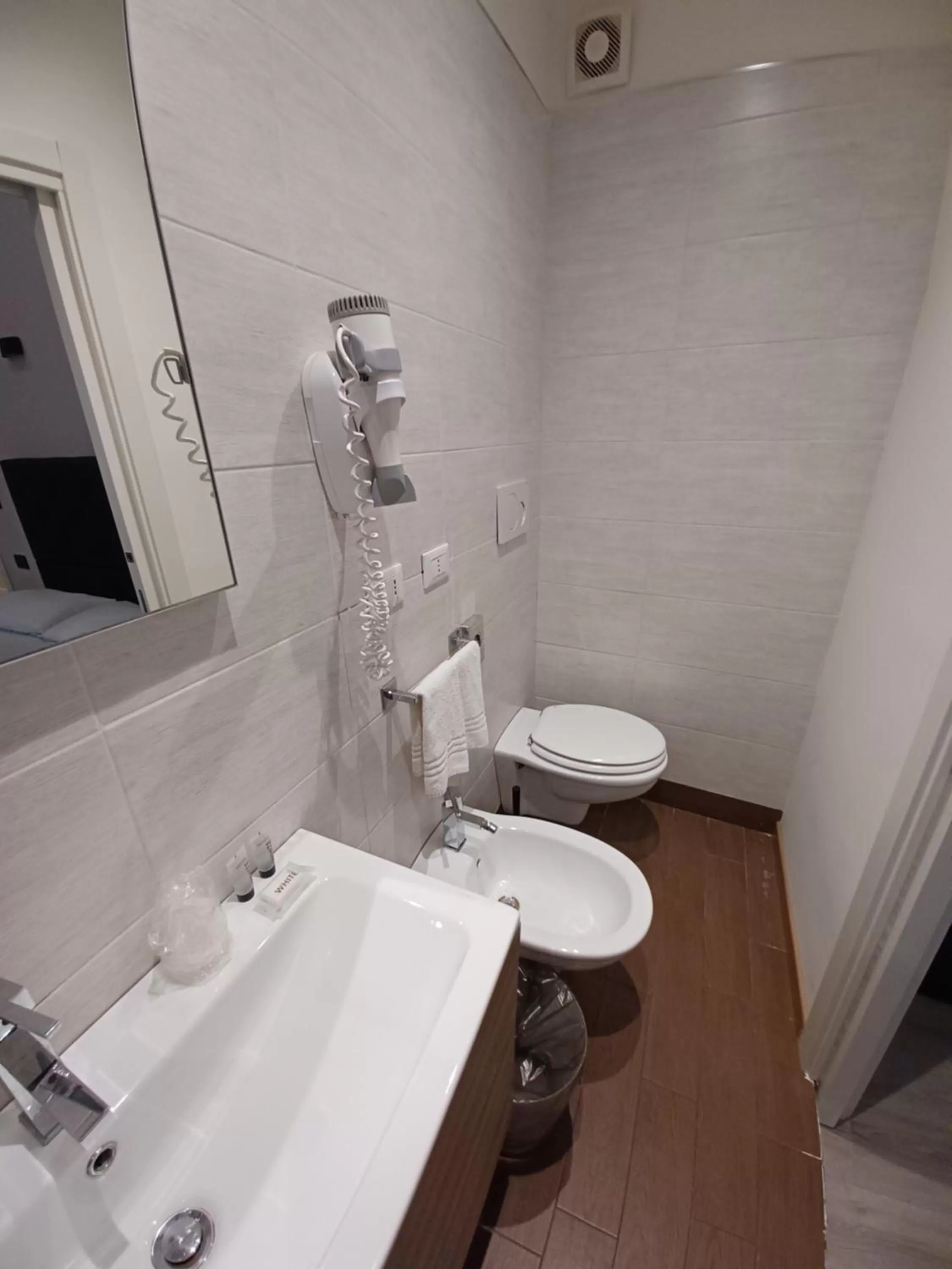 Bathroom in Hotel Mimosa Pantheon