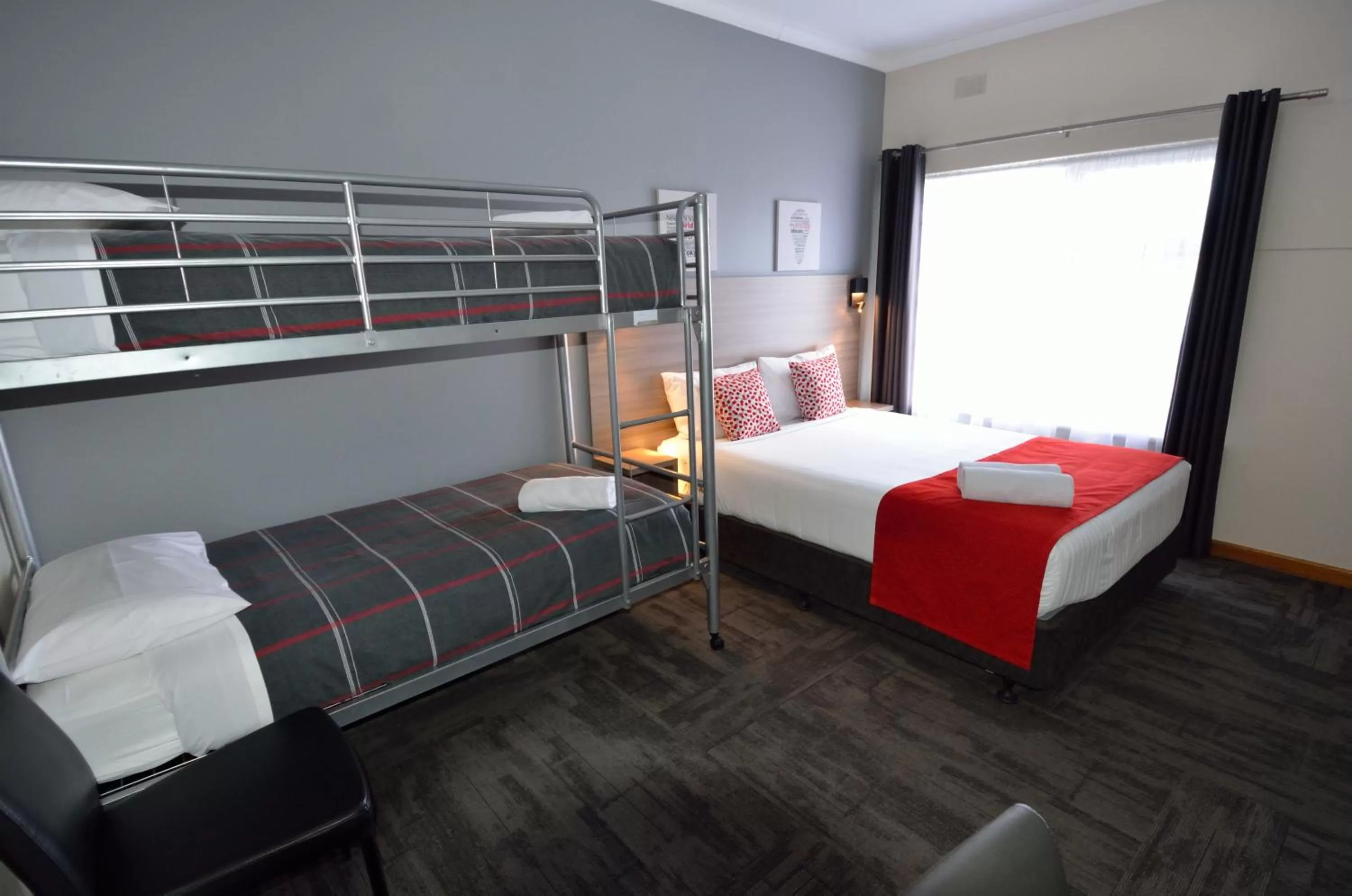 bunk bed, Bed in 105 On The Park