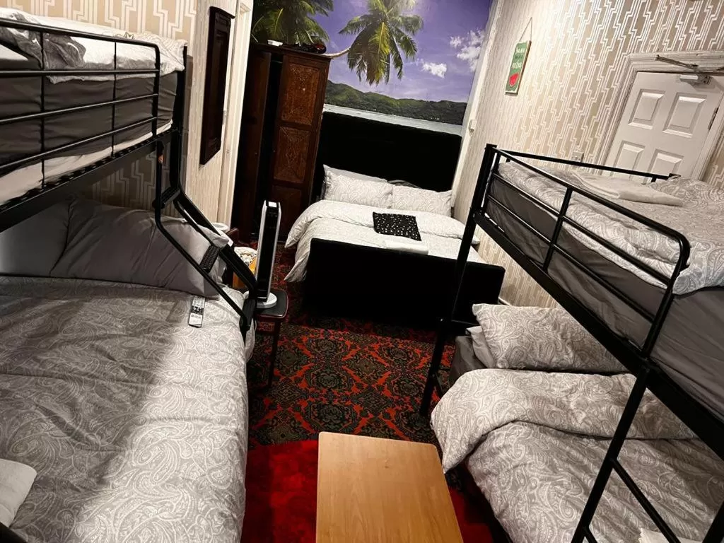 Bed in BLACKPOOL MERCY Inn HOTEL