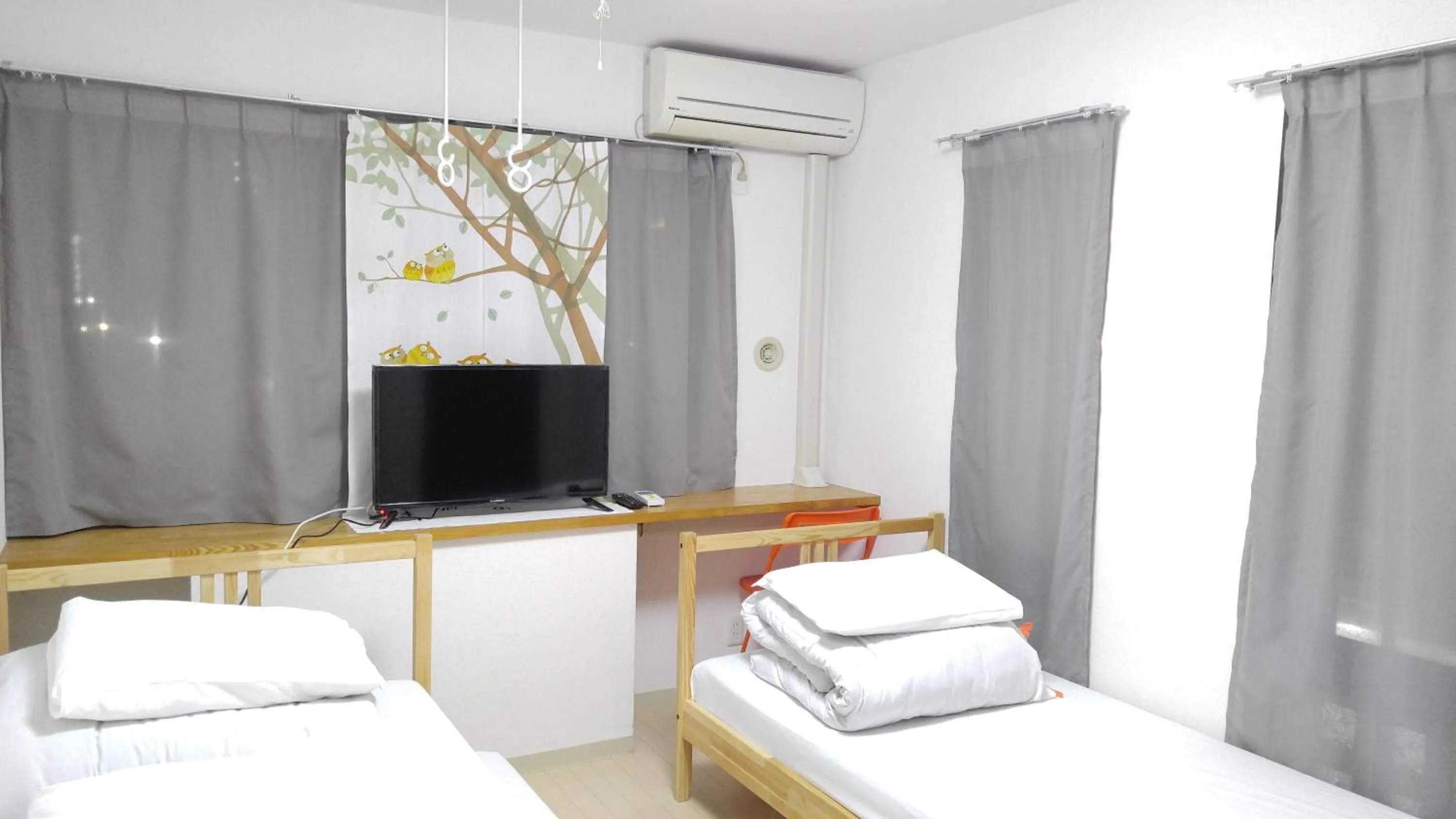 Bed in Sophiearth Apartment