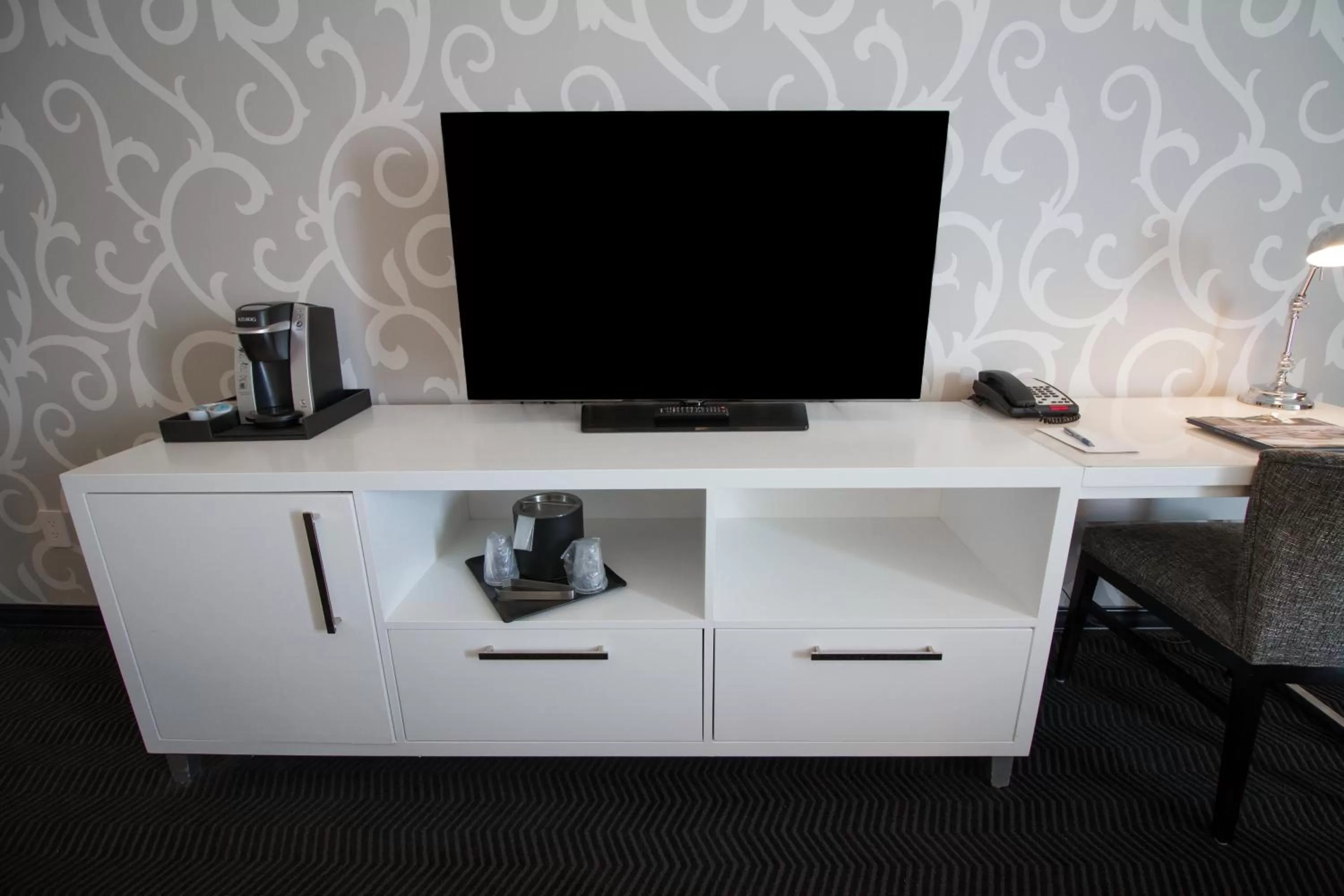 TV and multimedia in TRYP by Wyndham Savannah