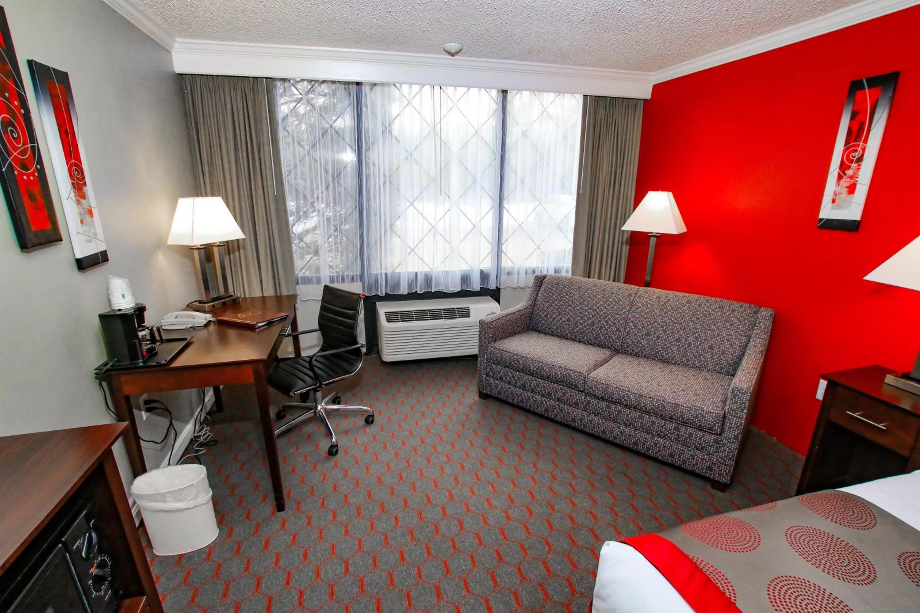 Bed in Ramada Hotel & Conference Center by Wyndham Lewiston