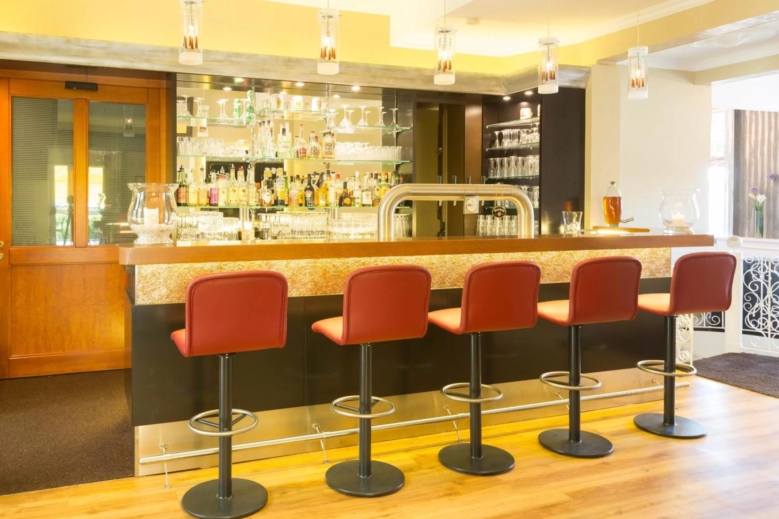 Lounge or bar in Parkhotel Bilm im Glück am Stadtrand Hannovers