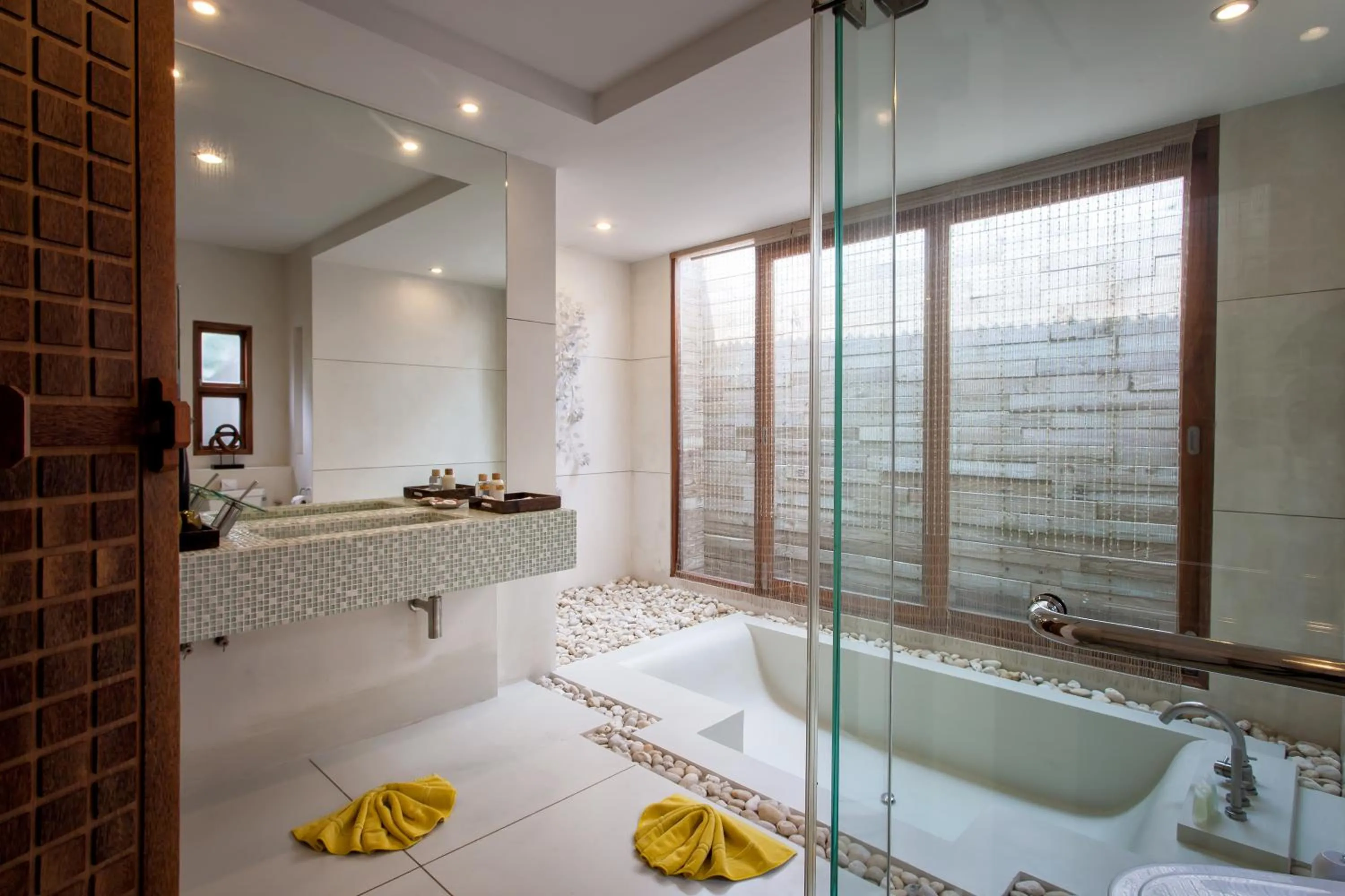 Shower in Tango Luxe Beach Villa, Koh Samui