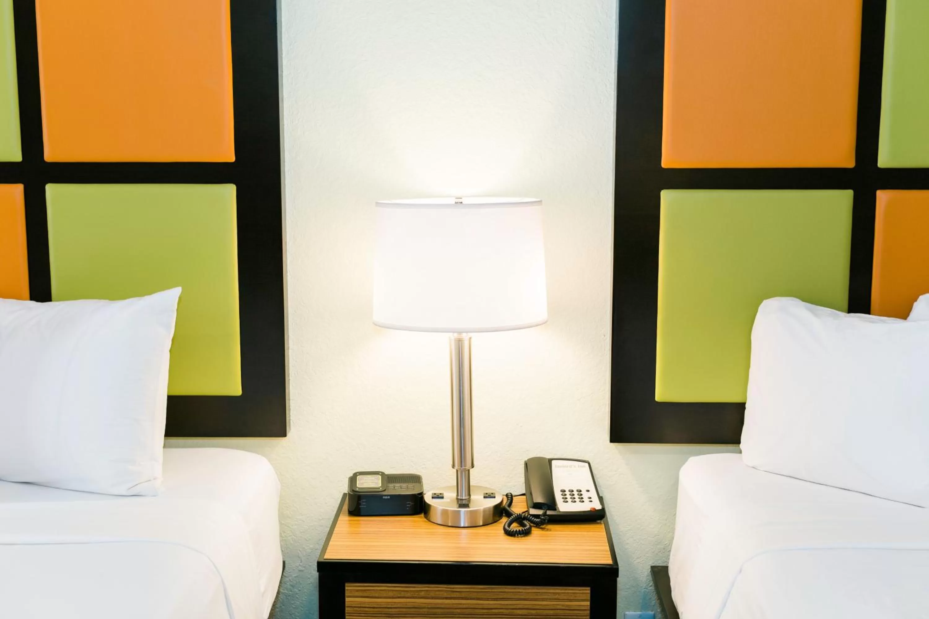 Bedroom, Bed in The Flagler Inn - Saint Augustine