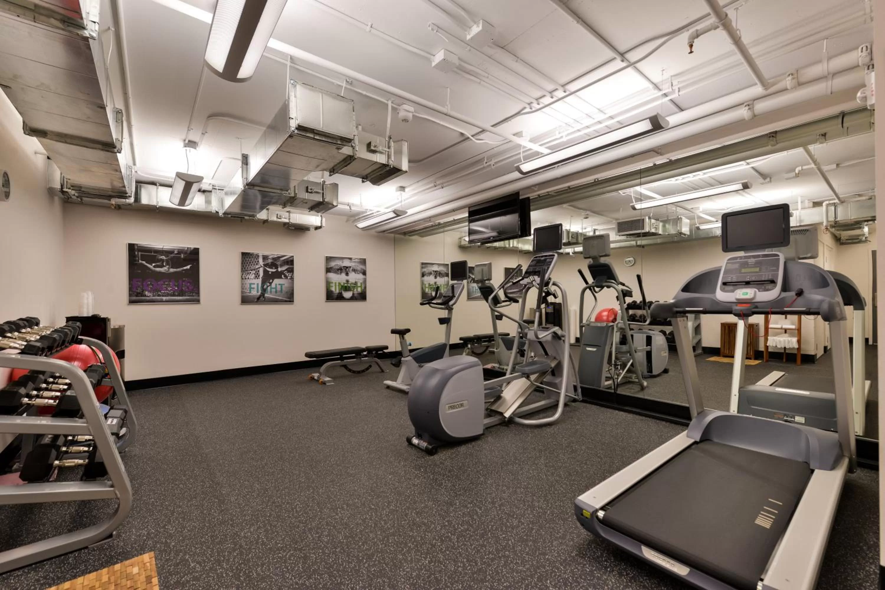 Fitness centre/facilities in Holiday Inn Express & Suites San Diego - Mission Valley by IHG