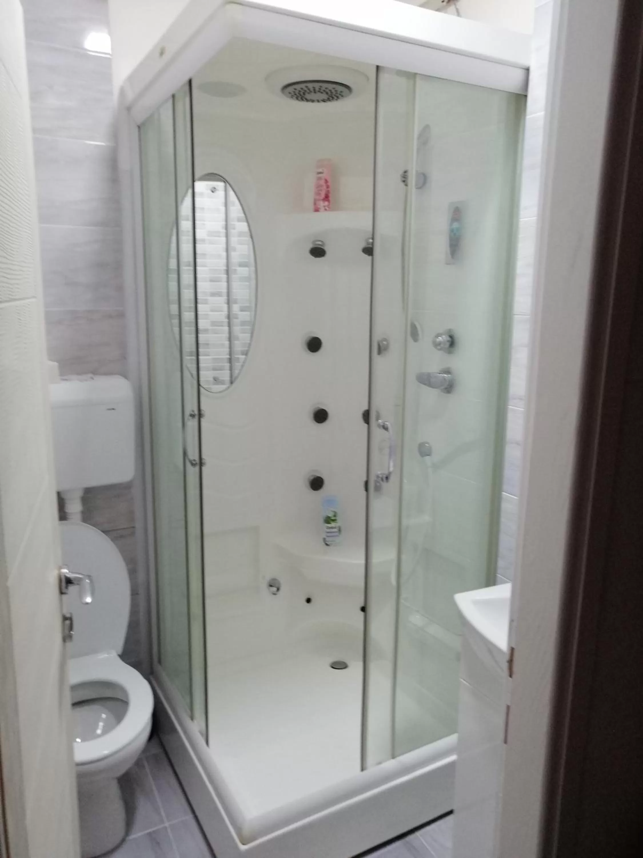 Guest House GOLDEN COIN