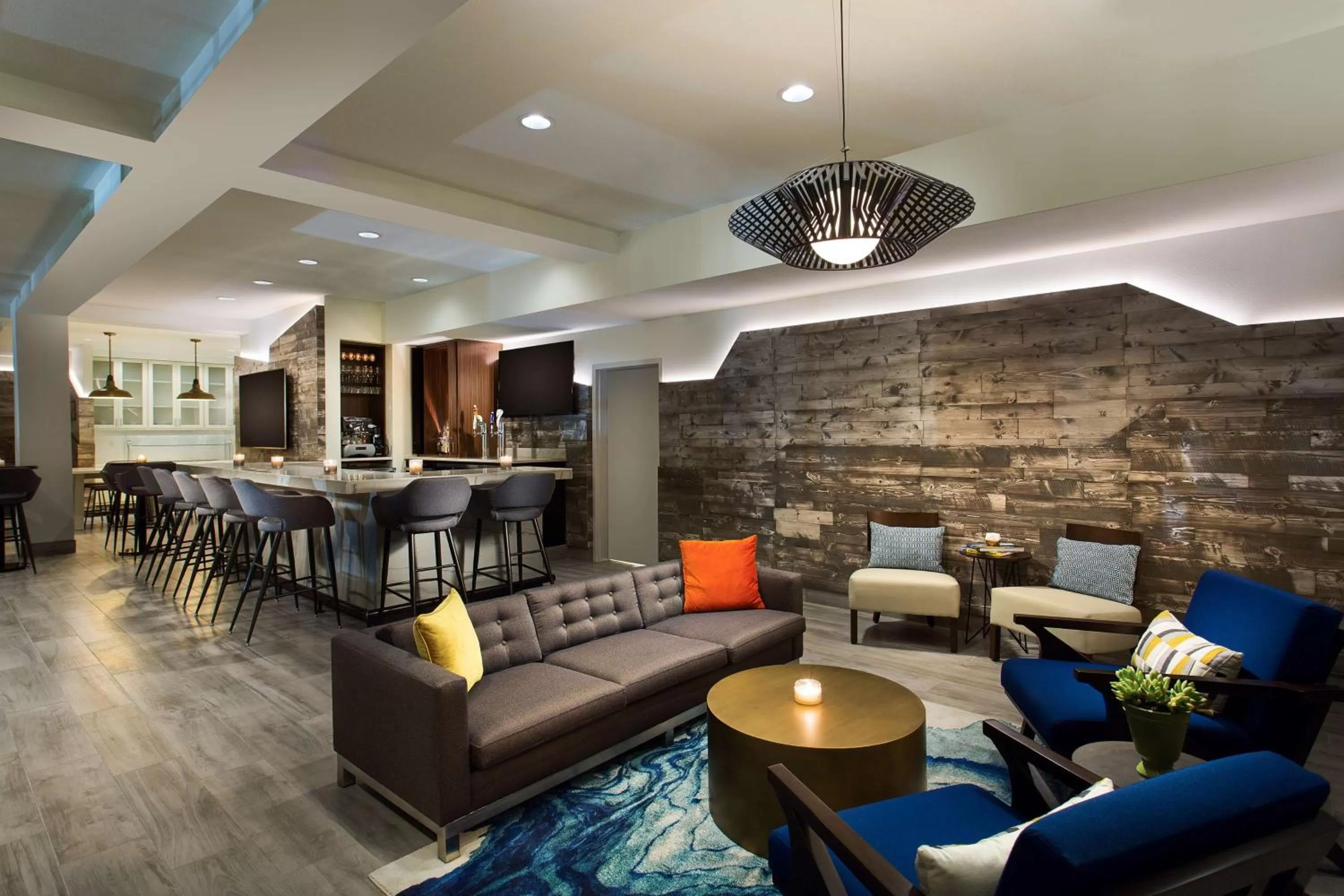 Lounge or bar in Hilton Garden Inn Lubbock