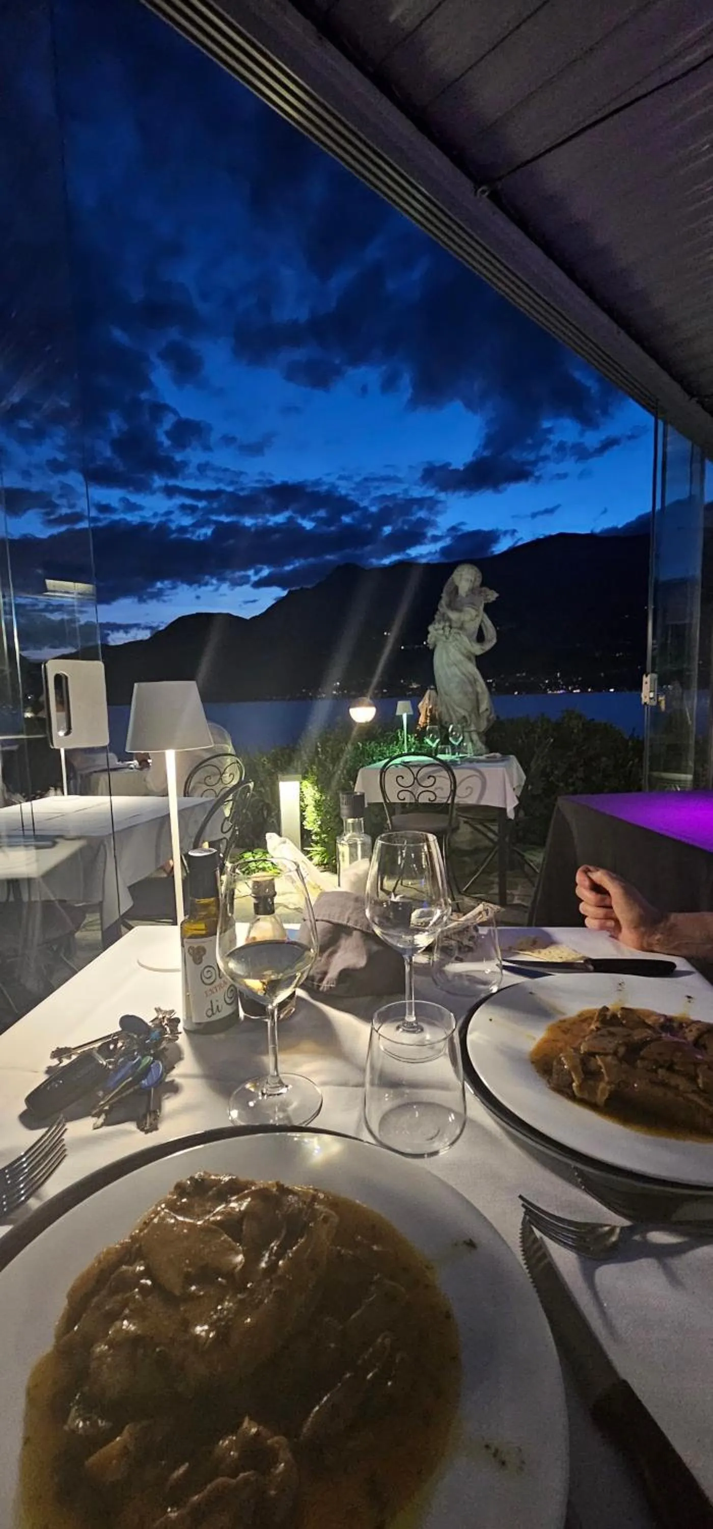 Restaurant/places to eat in Hotel Meridiana