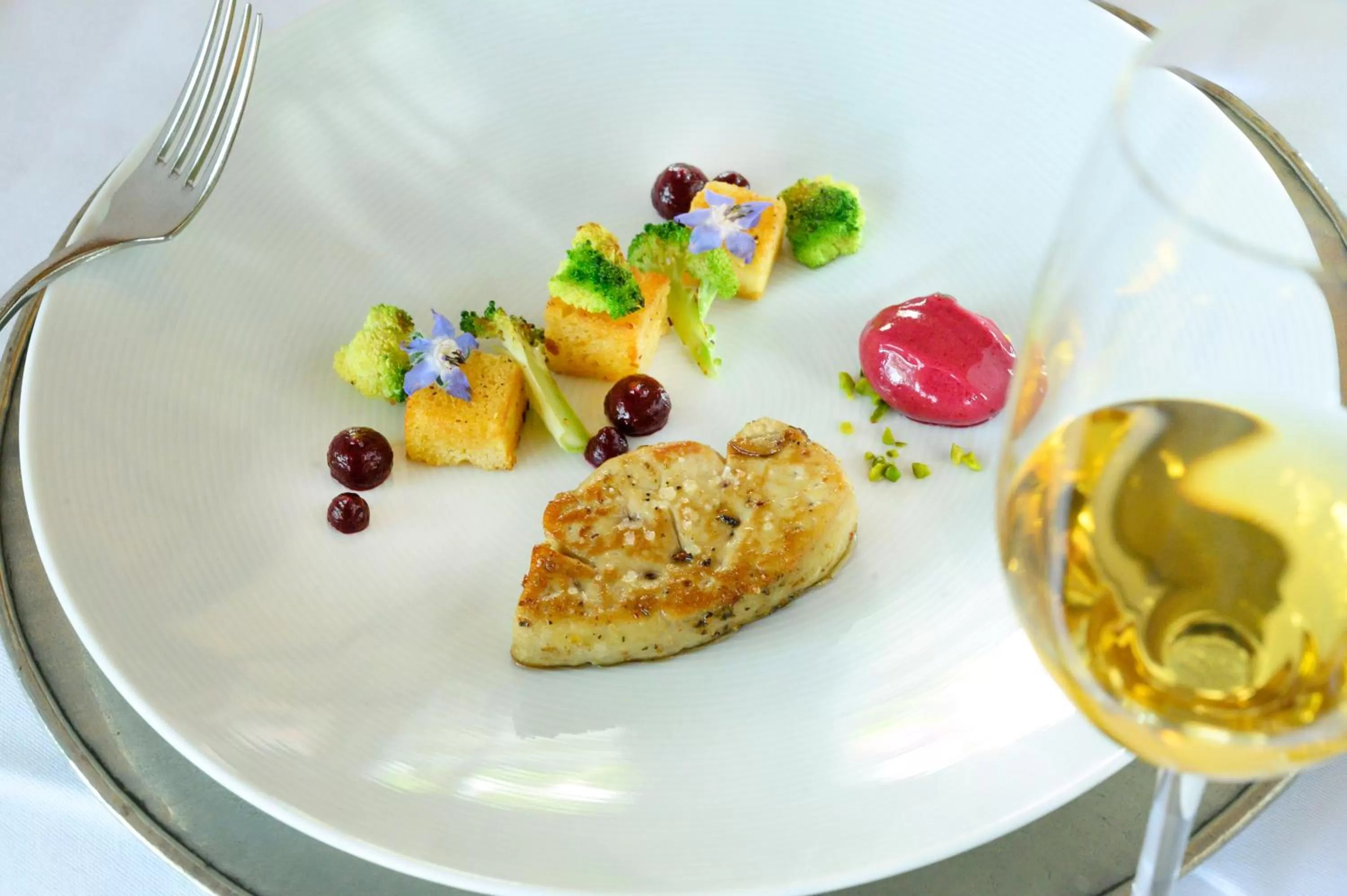 Food and drinks, Food in Romantik Hotel zu den drei Sternen