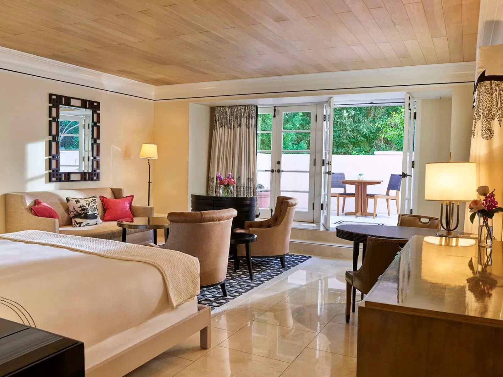 Junior Pool Suite in Hotel Bel-Air - Dorchester Collection