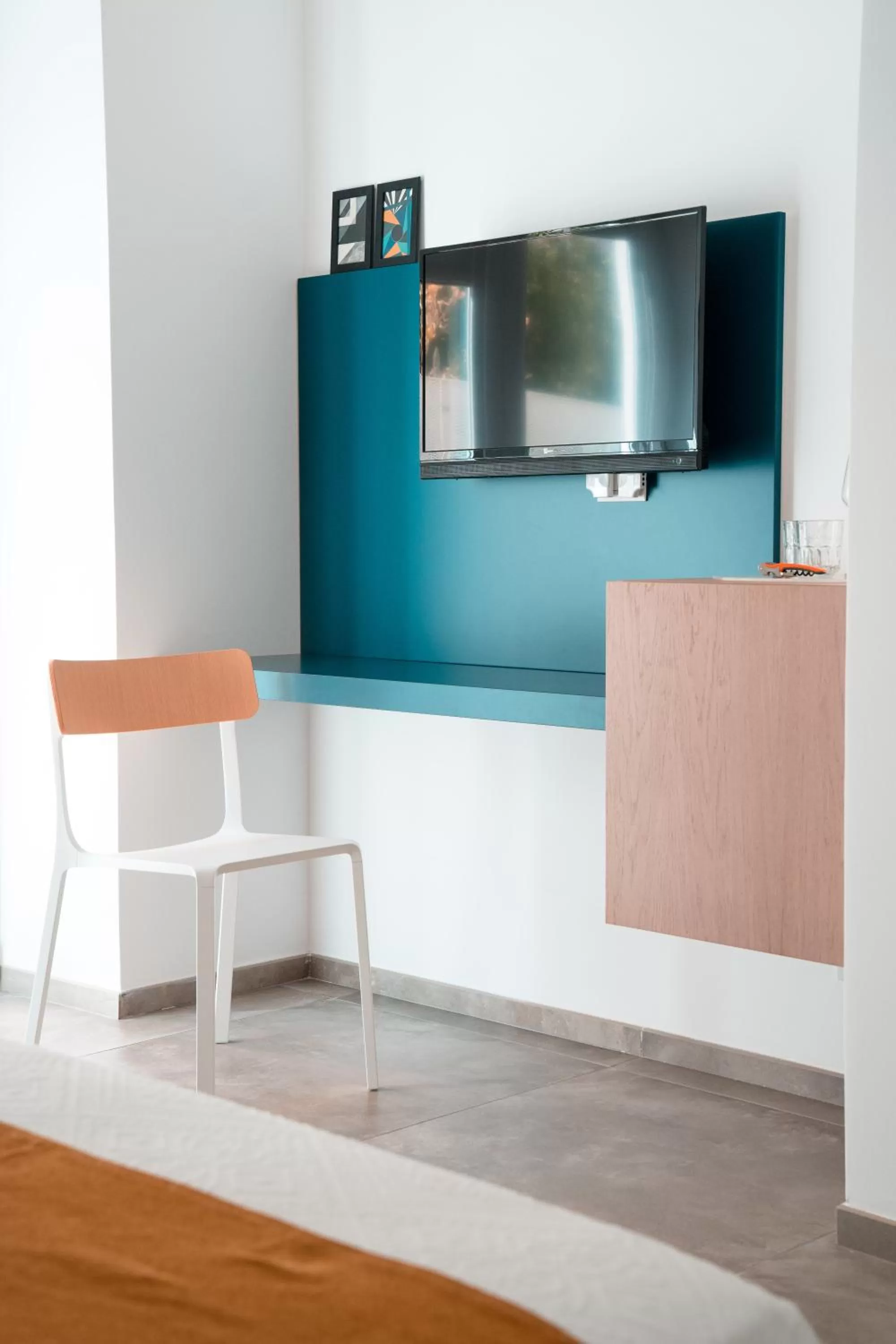 TV and multimedia in SIGNORA ANGELINA