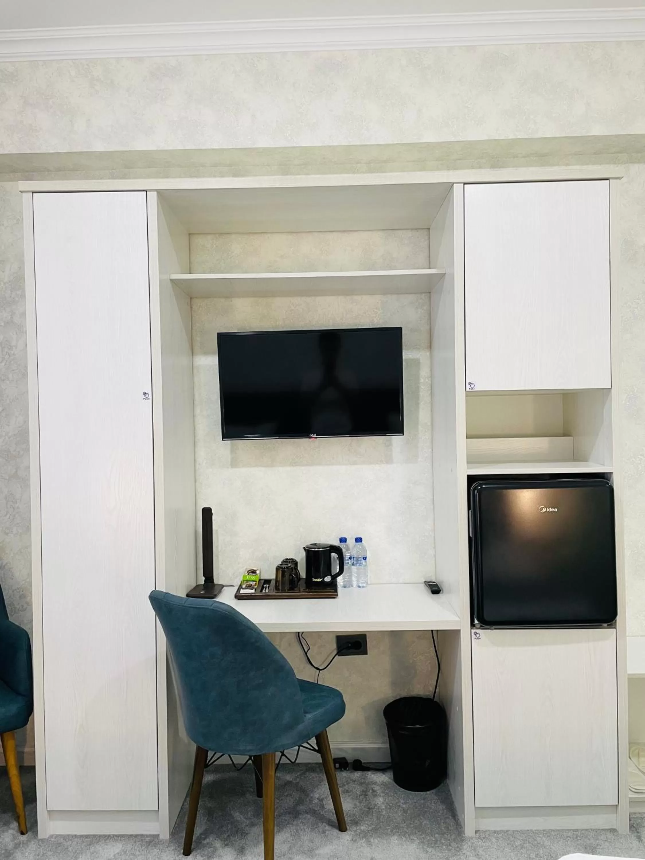 TV and multimedia, TV/Entertainment Center in Porto Bello Hotel