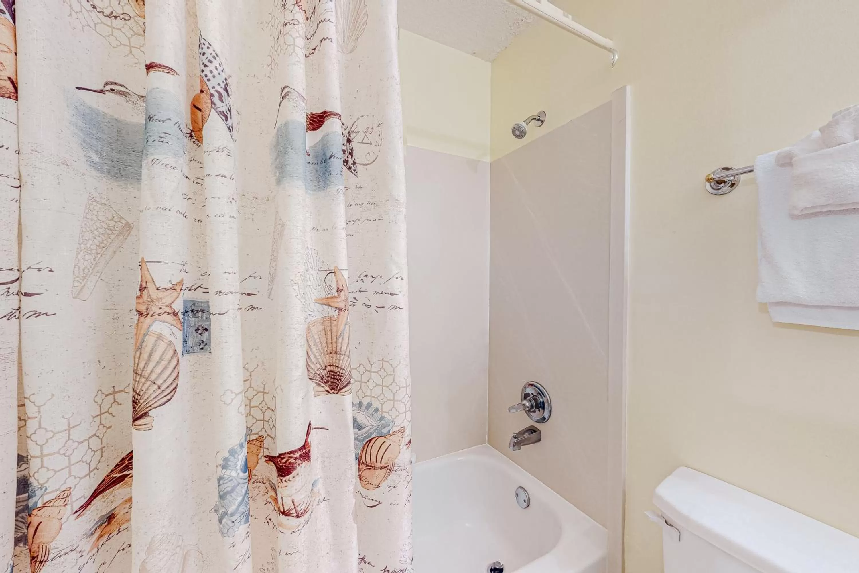 Bathroom in Twin Palms 603