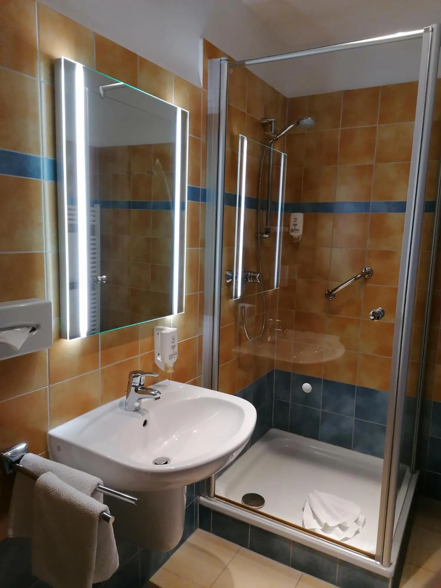 Bathroom in Nordsee Hotel Borkum