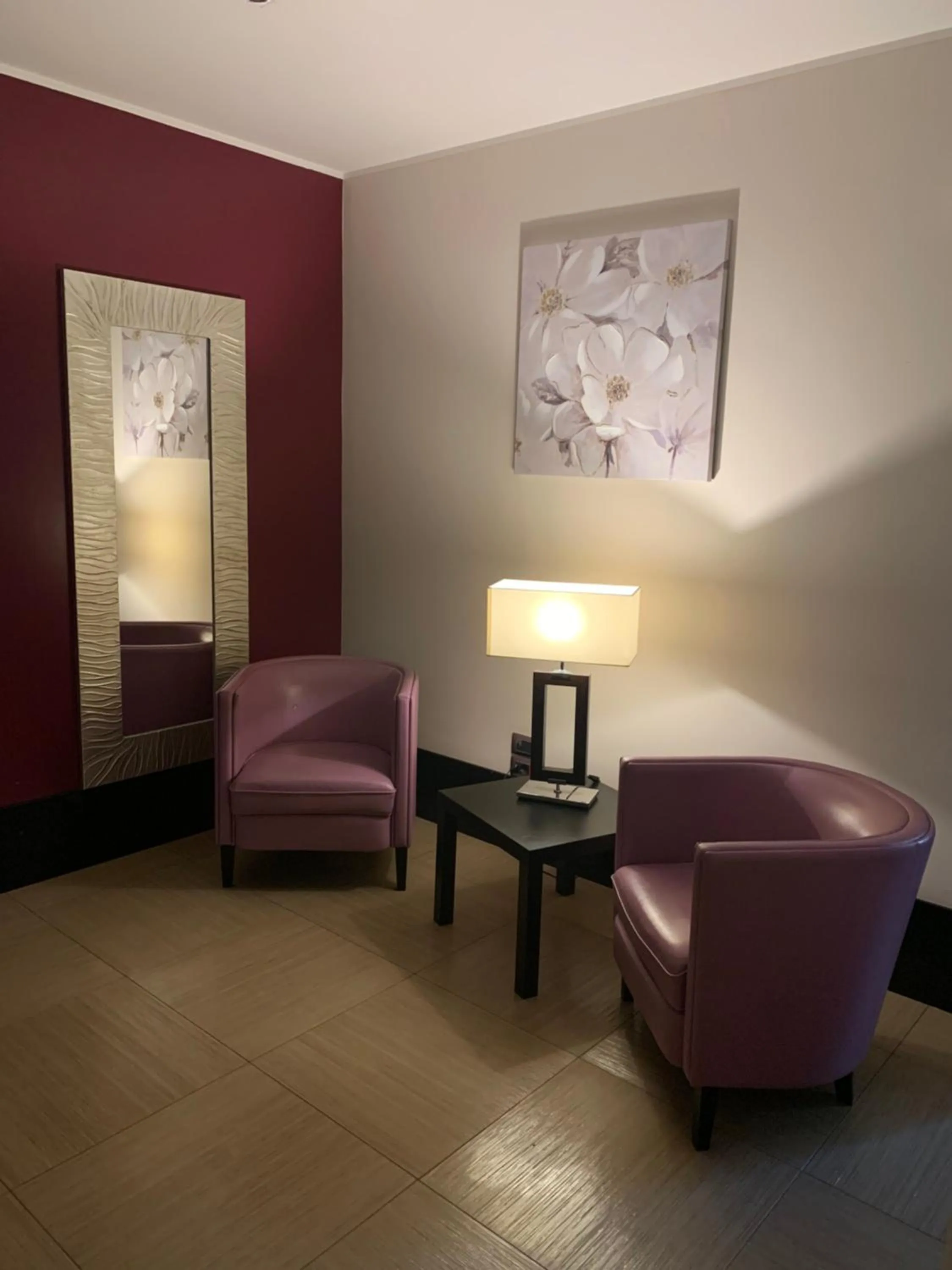 Seating area in Quality Hotel Green Palace