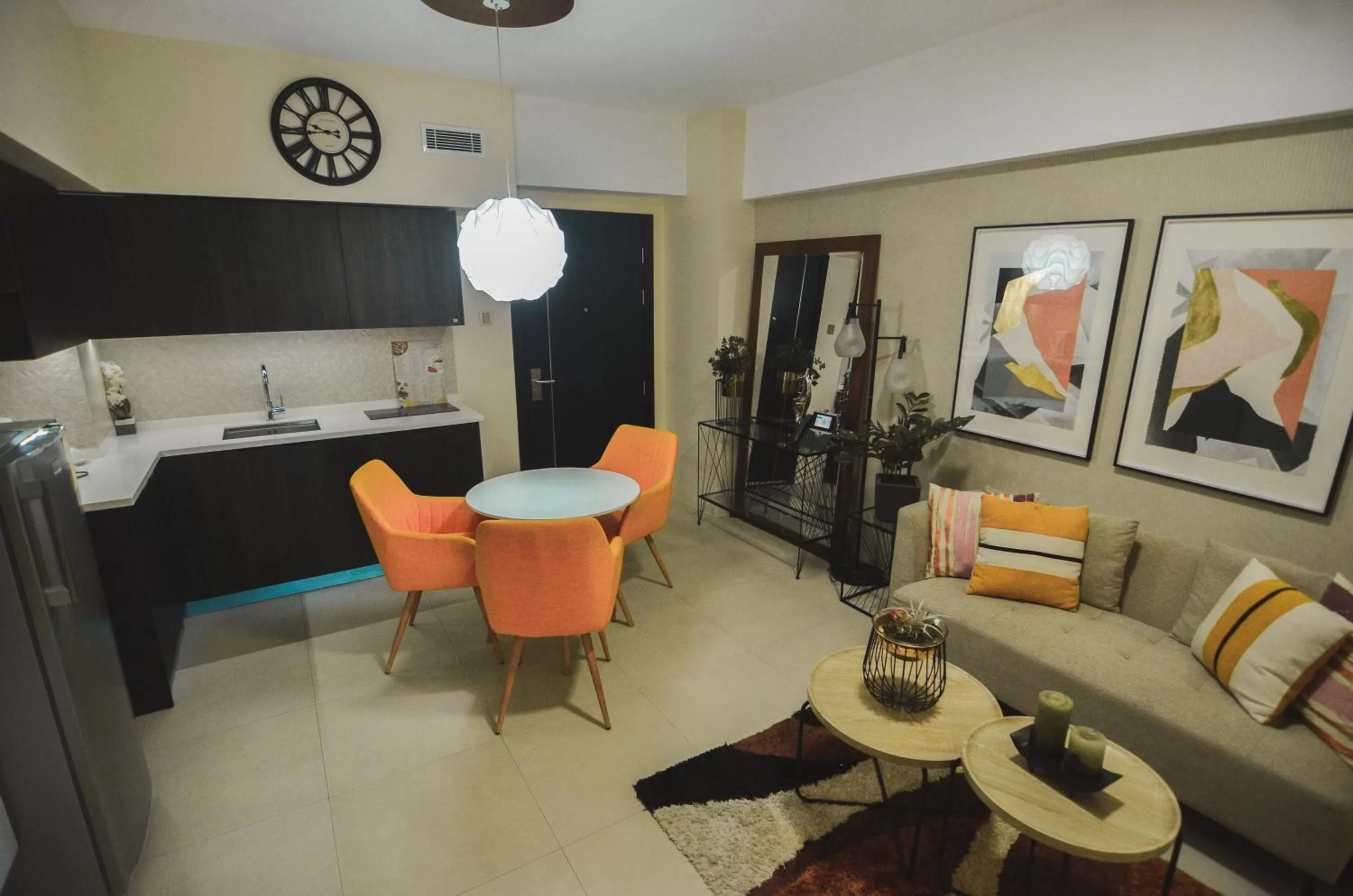 Living room in AEON SUITES Staycation