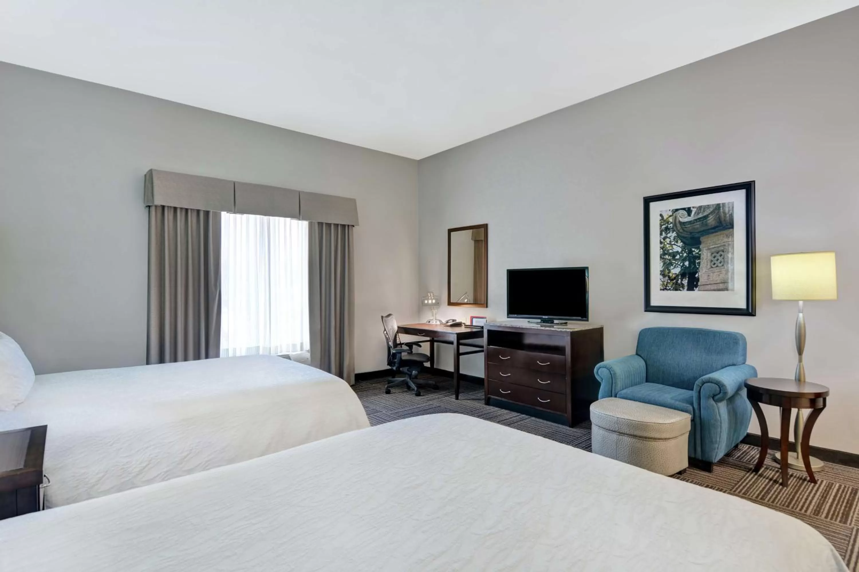 Bedroom, Bed in Hilton Garden Inn and Fayetteville Convention Center