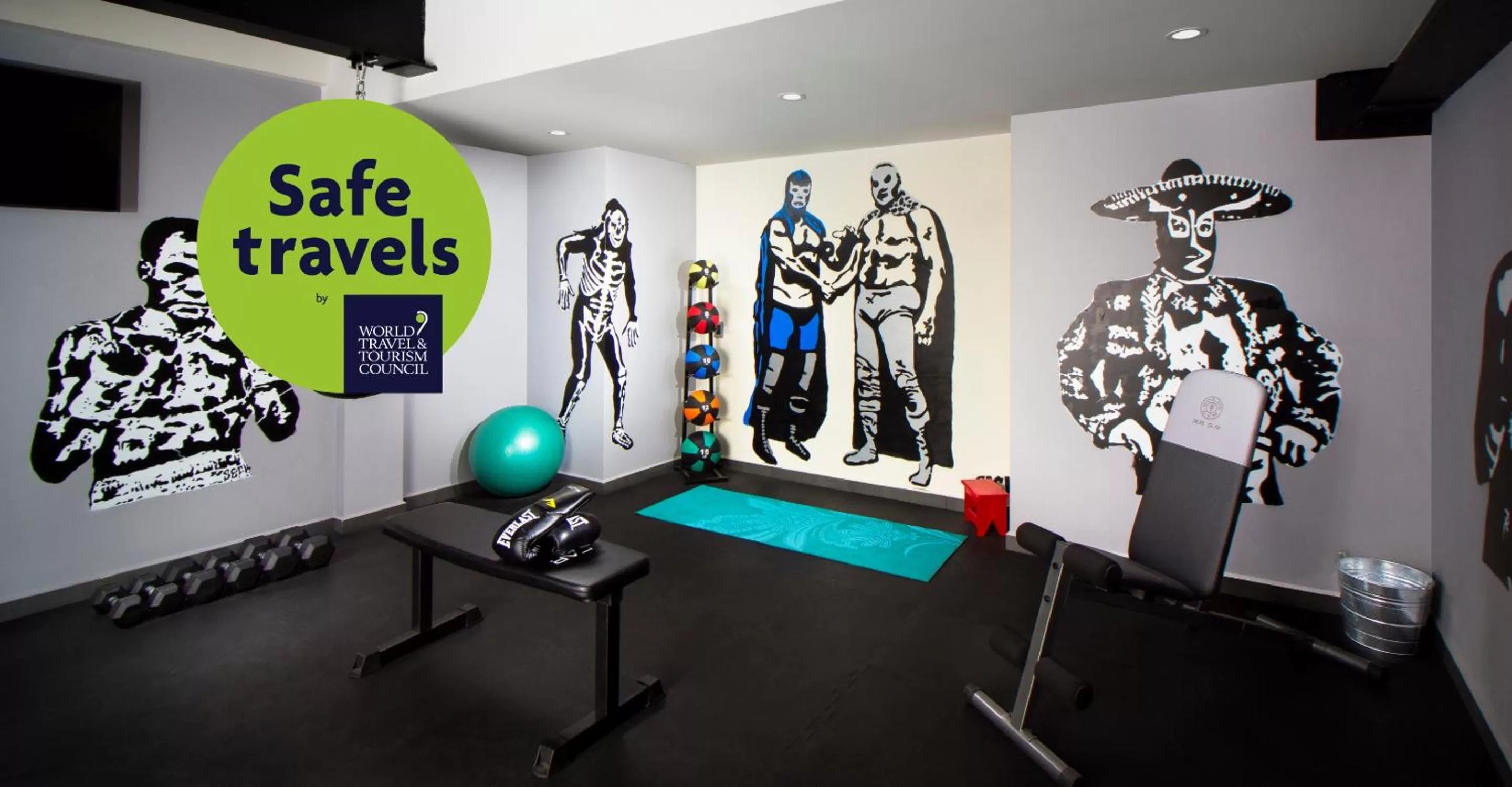 Fitness centre/facilities in Hotel MX lagunilla CDMX, Trademark Collection by Wyndham
